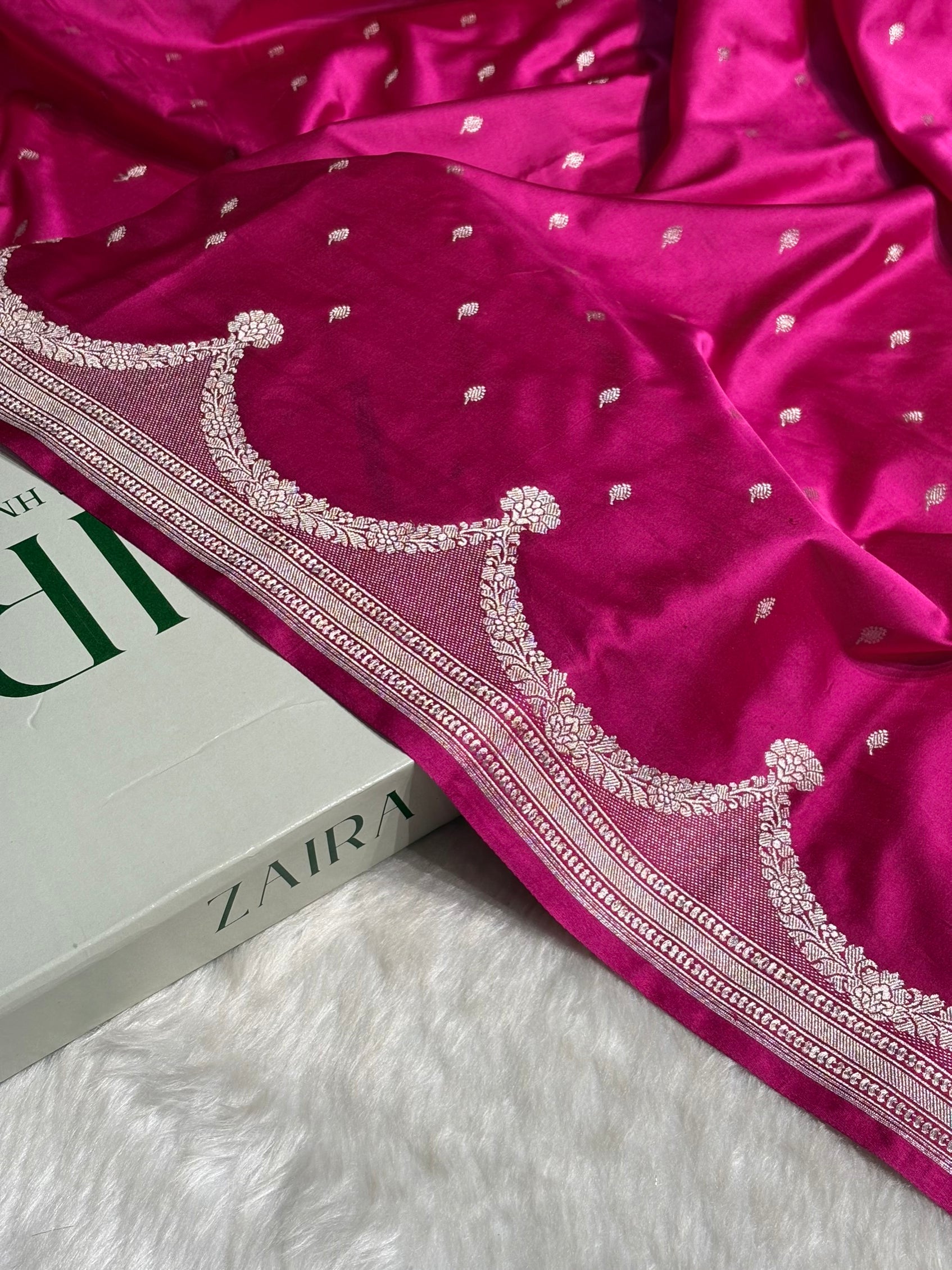 Pink Shades Scallop Mashru Silk Saree MS60