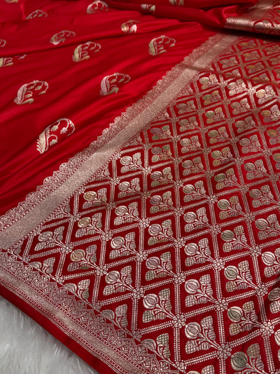 Red Unique Boota Motif Mashru Silk Saree MCS12