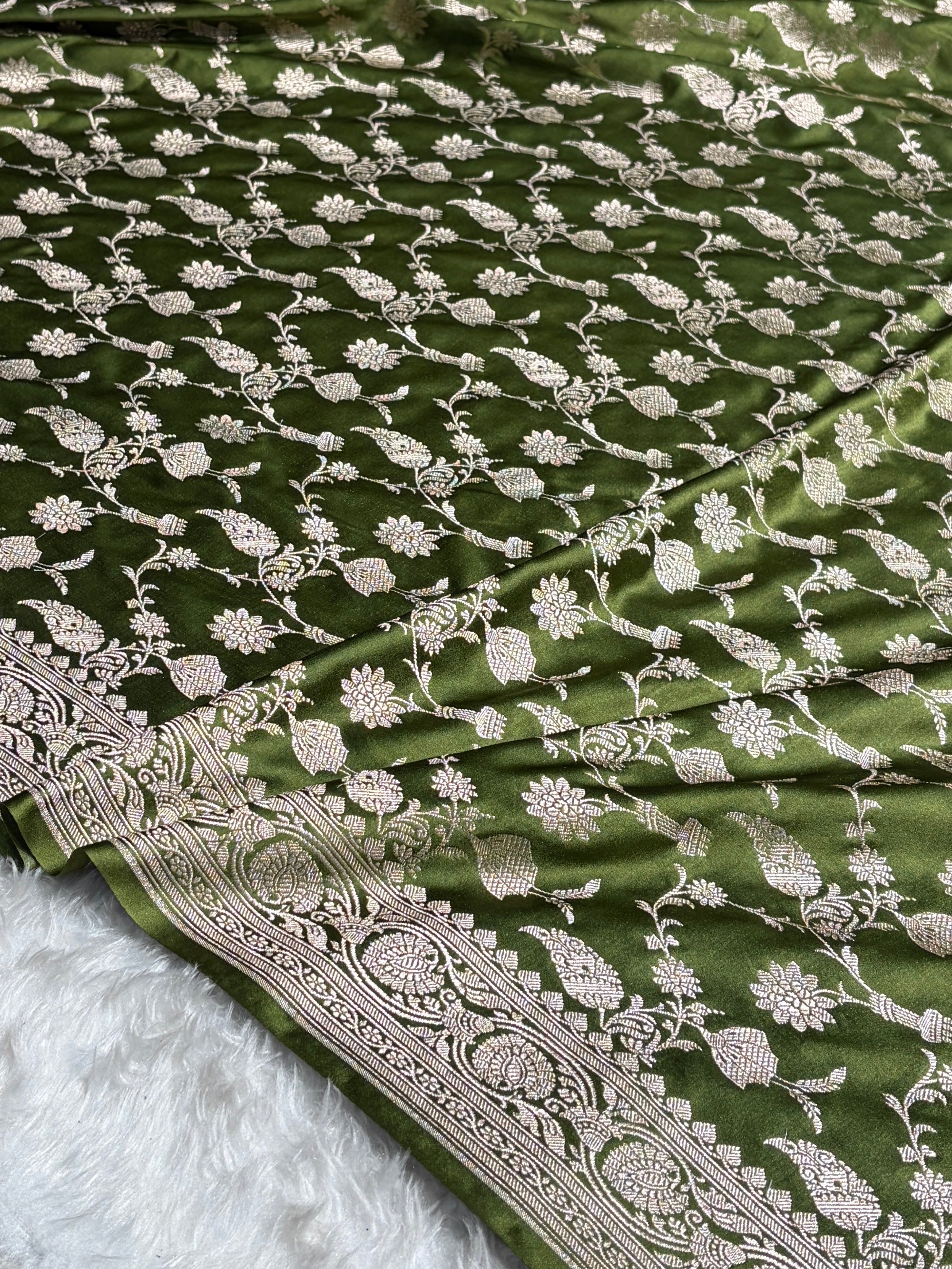 Mehendi Green Shades Jaal Mashru Silk Saree MS42