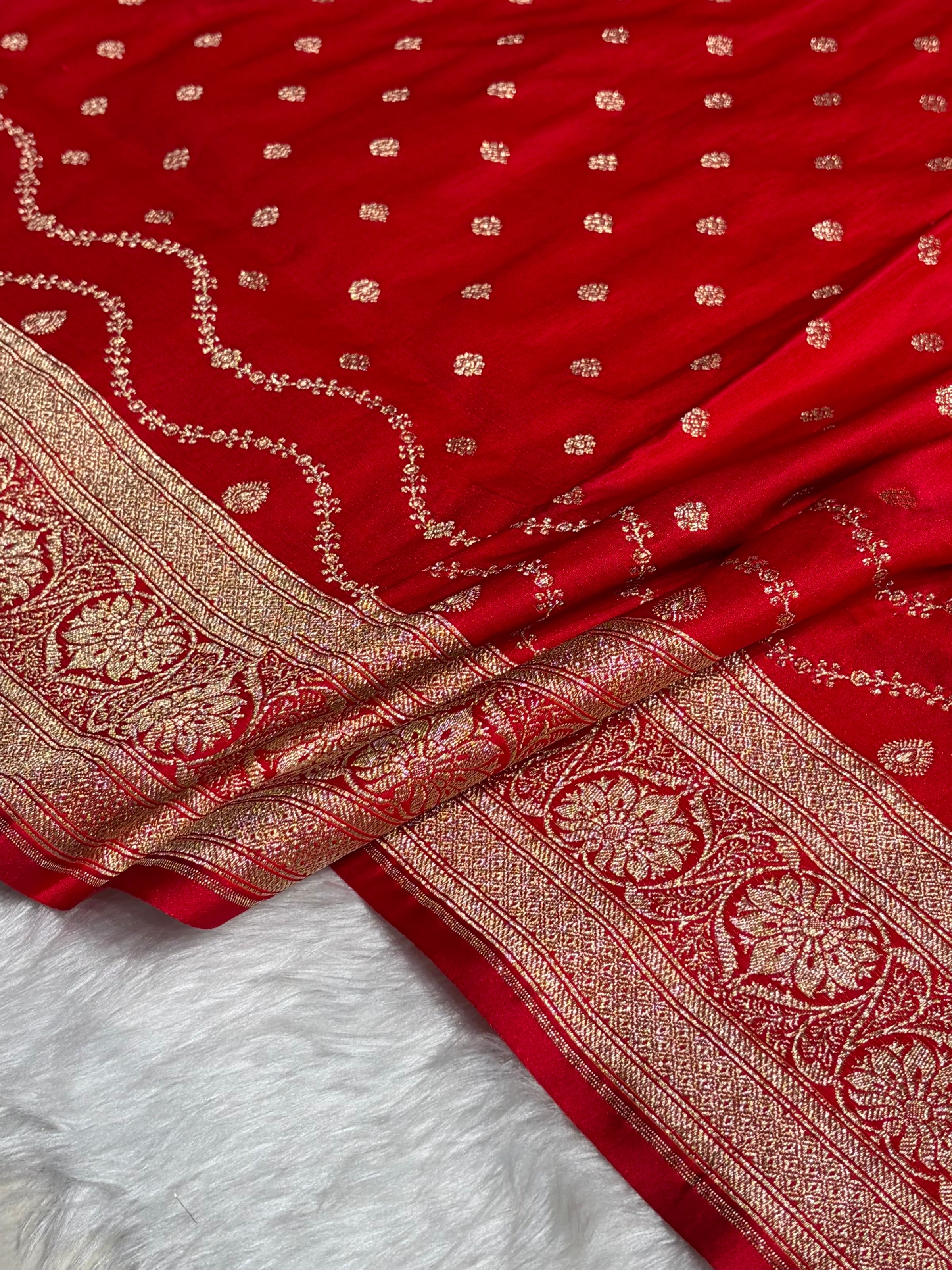 Red Katan Silk Saree In Booti Floral Motif