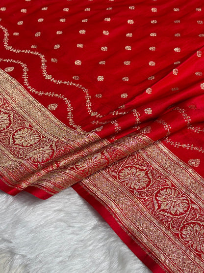 Red Katan Silk Saree In Booti Floral Motif