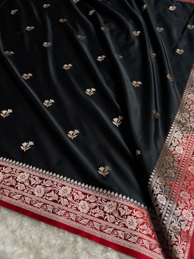 Contrast Black / Red Shades Banarasi Booti Pattern Mashru Silk Saree MSM-138