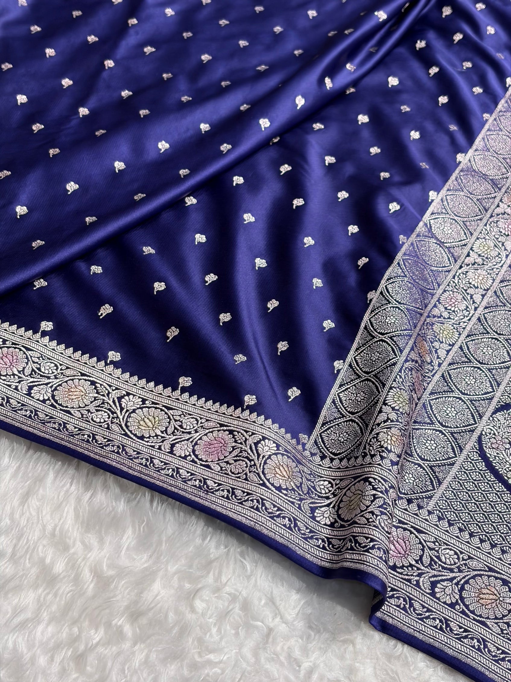 Royal Blue Shade With Booti Pattern Mashru Silk Saree