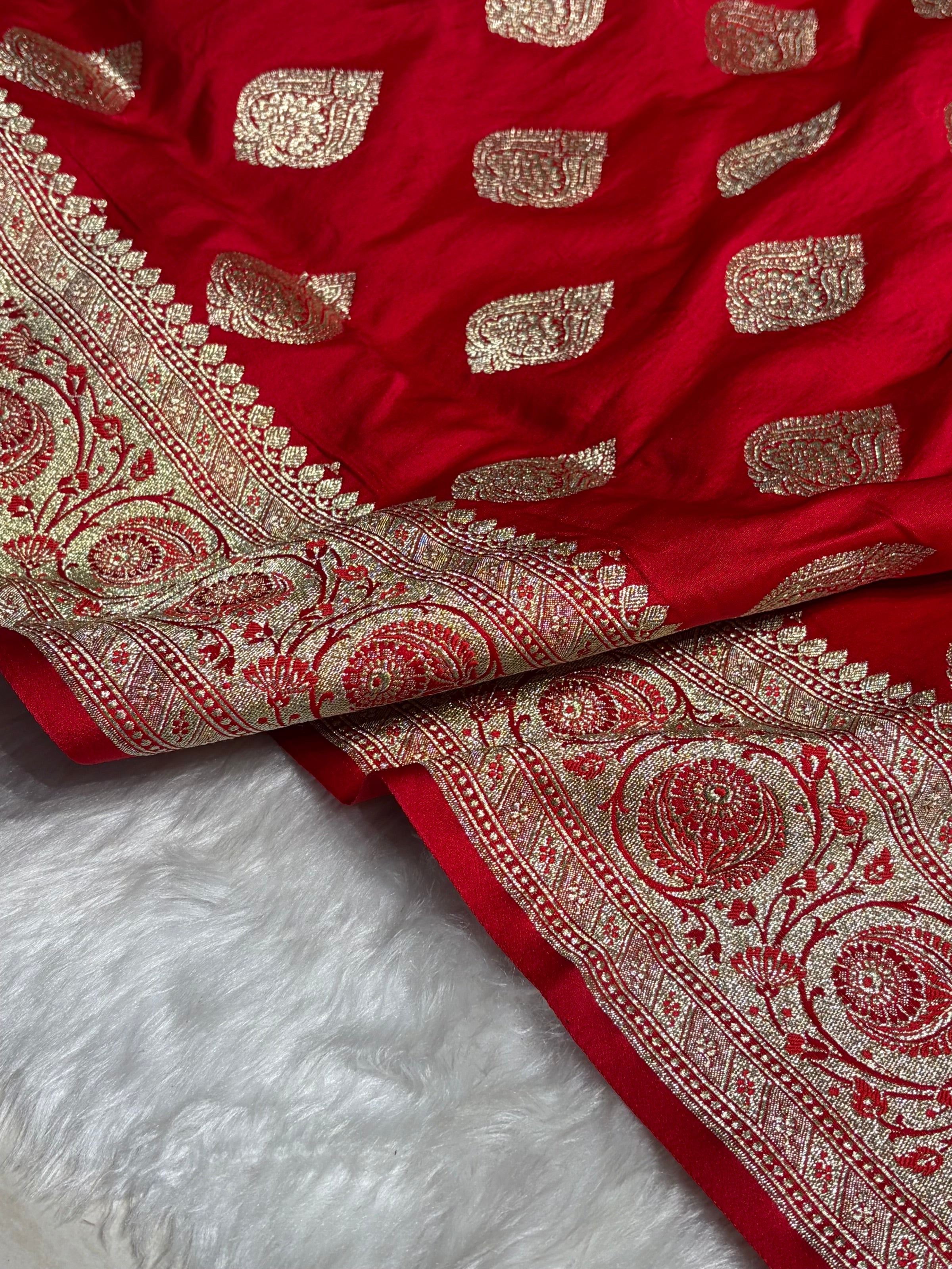 Red Katan Silk Saree In Boota Floral Motif
