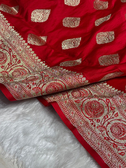 Red Katan Silk Saree In Boota Floral Motif