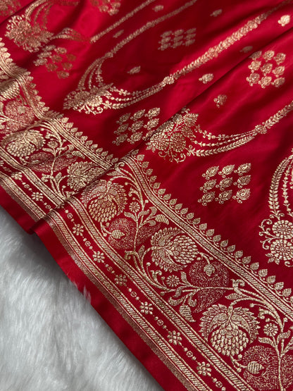 Red Strip Floral Boota Pattern Satin Katan Silk saree SK39