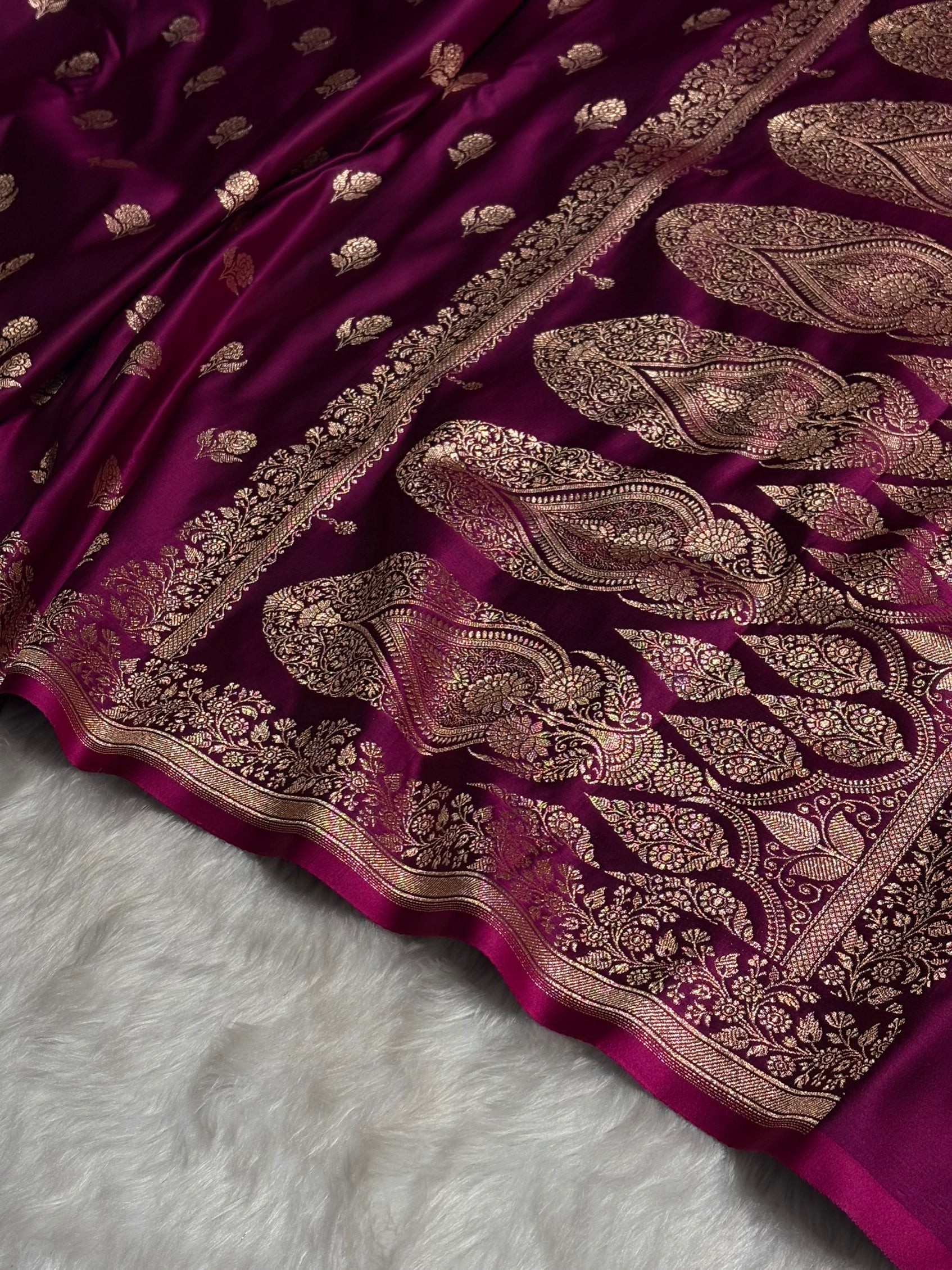 Wine Floral Booti Katan Silk Saree SK23