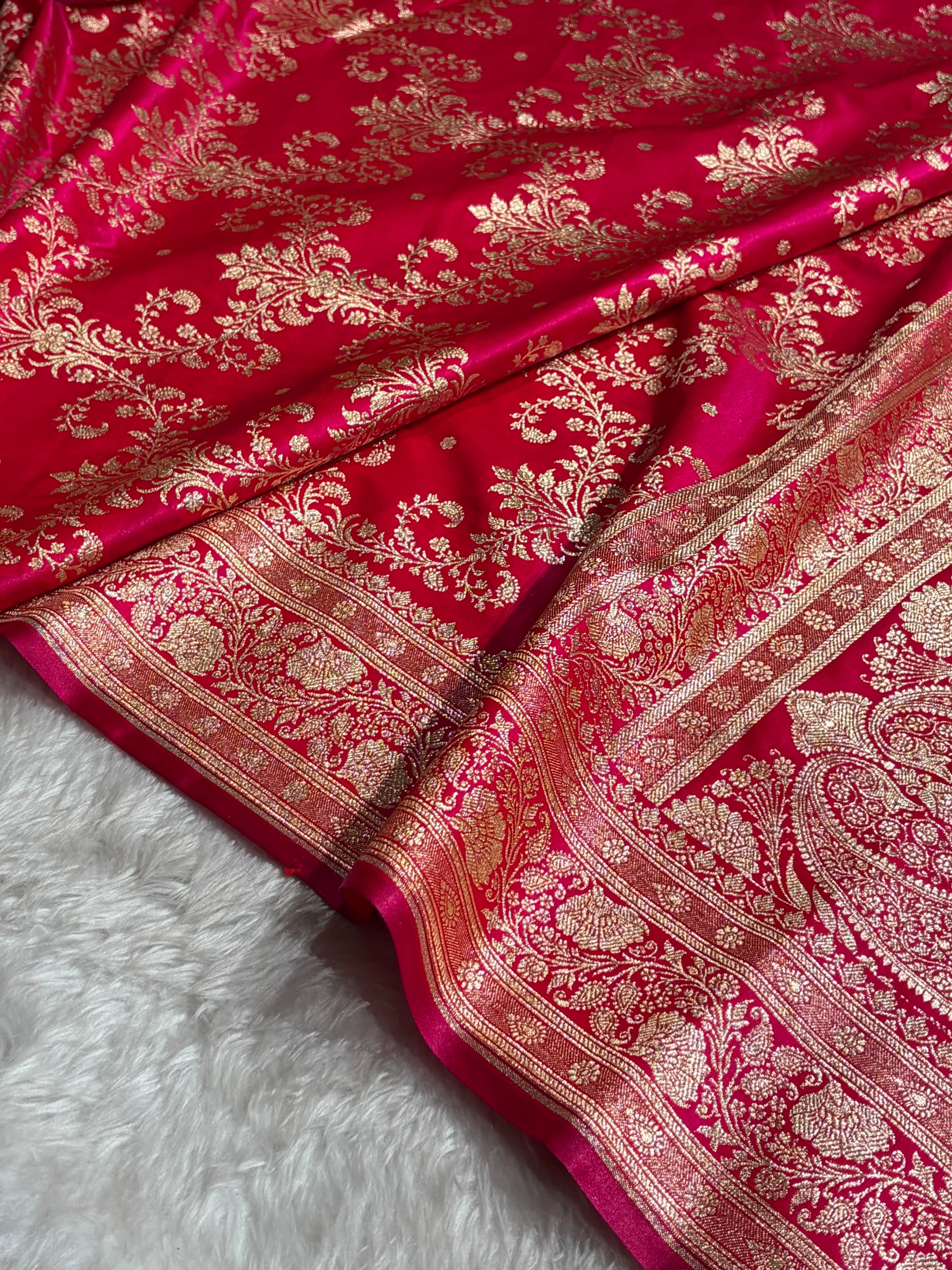 Cross Rani Shades Jaal Pattern Banarasi Satin Silk Saree SS49