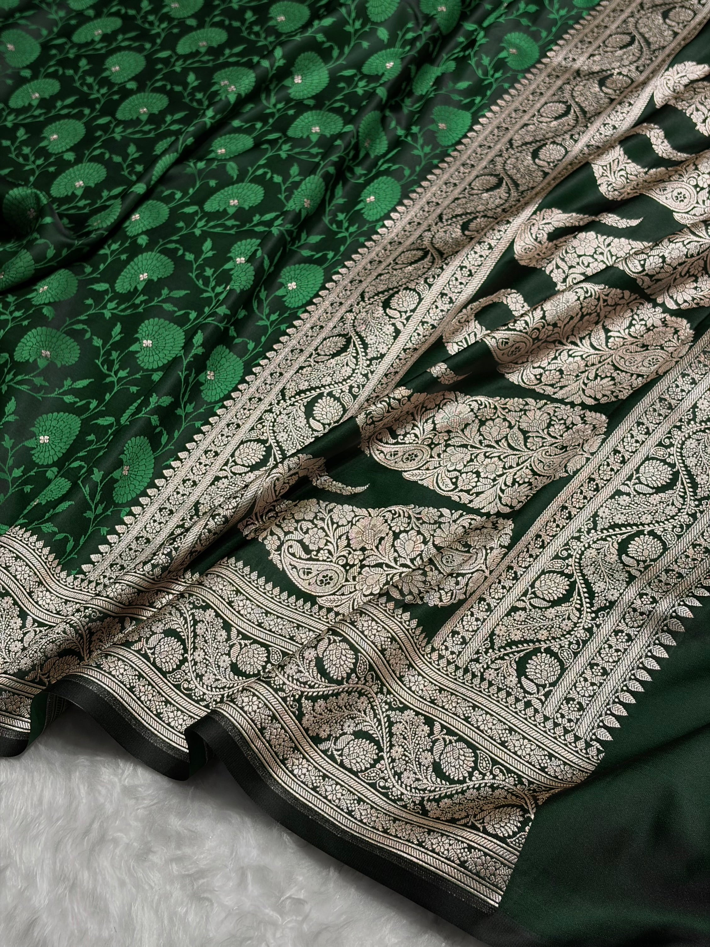 Bottle Green Shades Tanchoi Motif Mashru Silk Saree MST-11