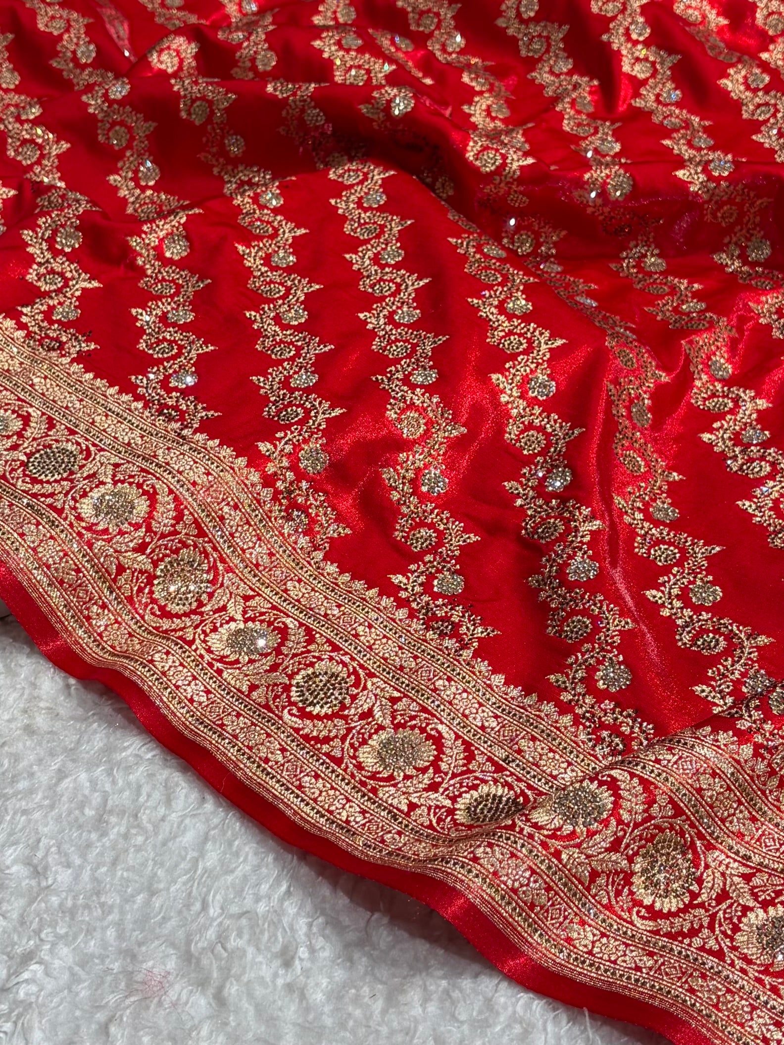 Banarasi Bridal Red Shades With Swarovski Stone and White Stone Work Satin Silk Saree BSS32