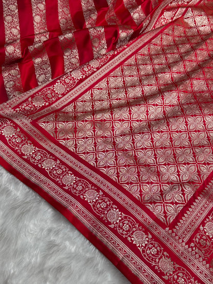 Red Shades Banarasi Cross Pattern Floral Mashru Silk Saree MSM-102