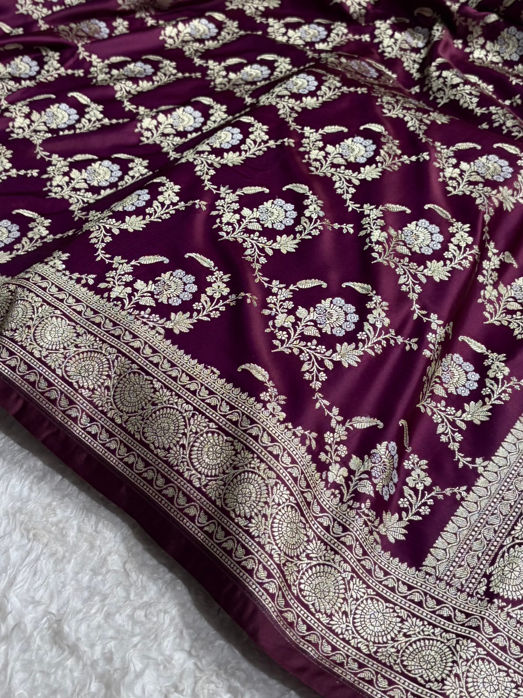 Banarasi Satin Katan Saree With Minakari Jaal Pattern in Wine Shades SK126