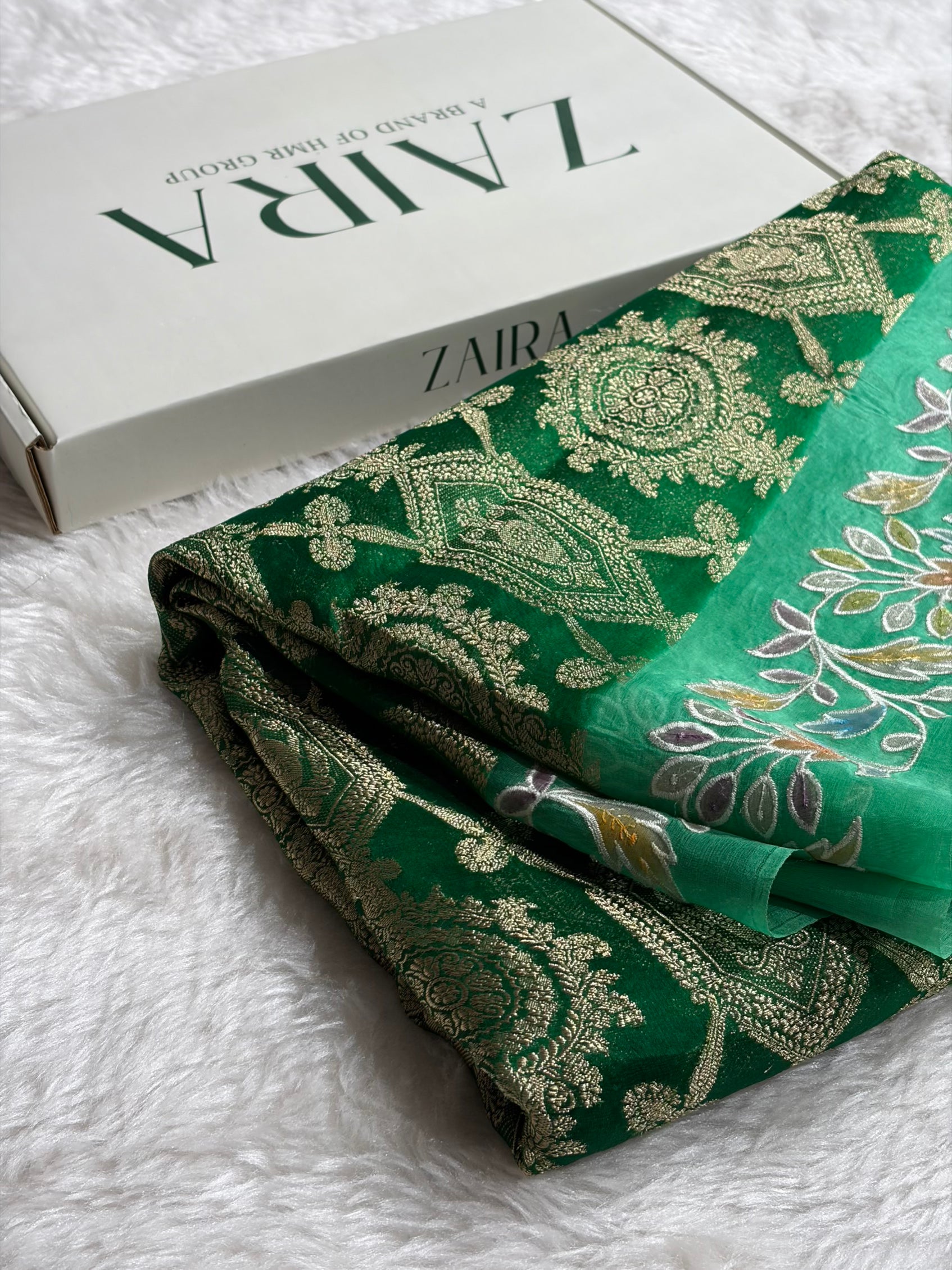 Banarasi Pure Organza Contrast Bottle Green With Sea Green Shades Banarasi Silk Saree PO-41