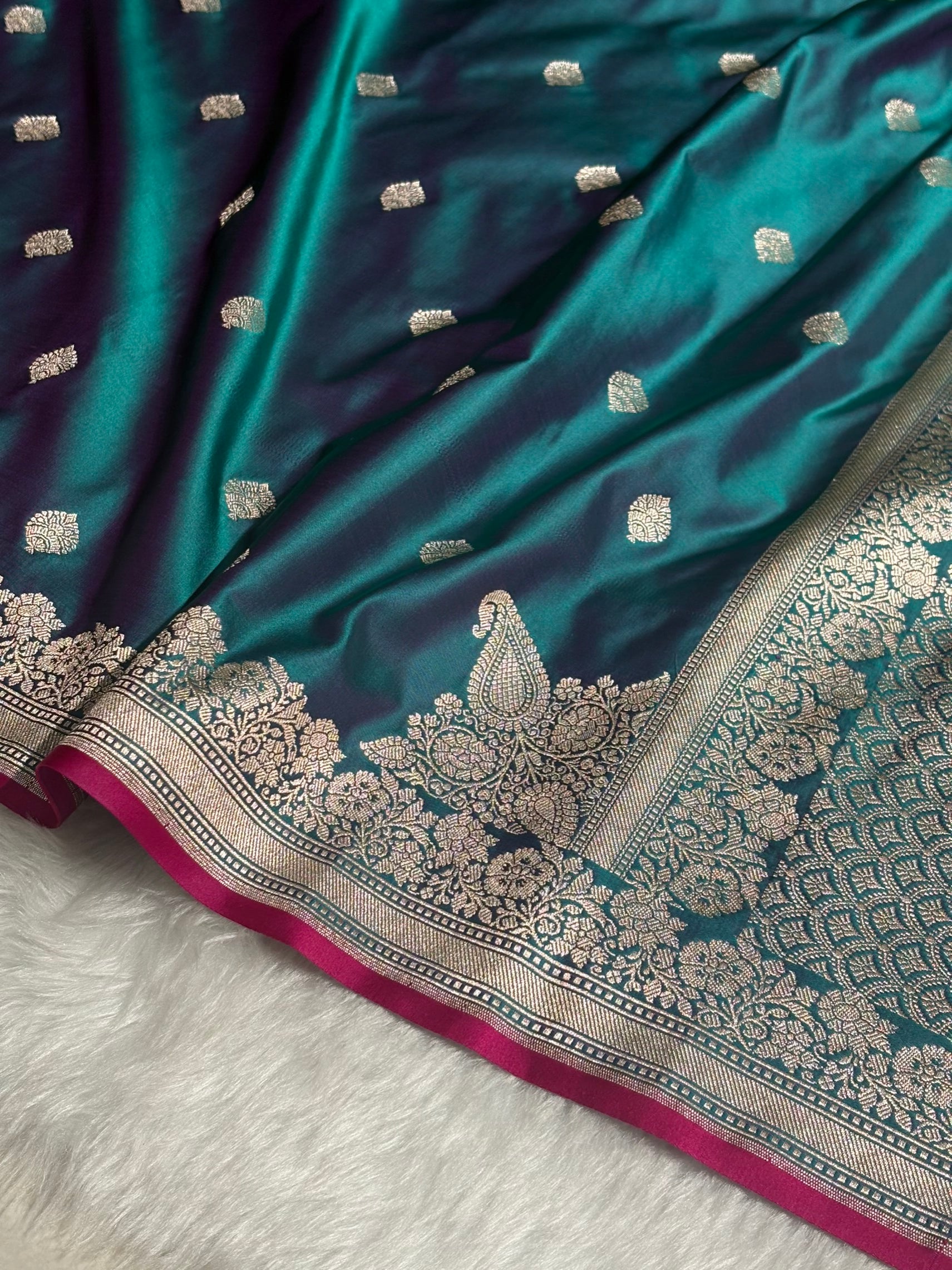 Peacock Shades Floral Boota Mashru Silk Saree