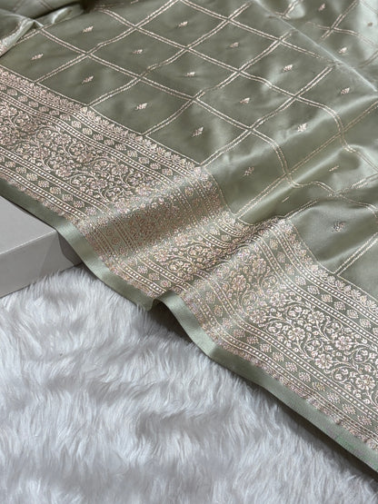 Pastel Pista Shades Banarasi With Floral Border Mashru Silk Saree MSM-124