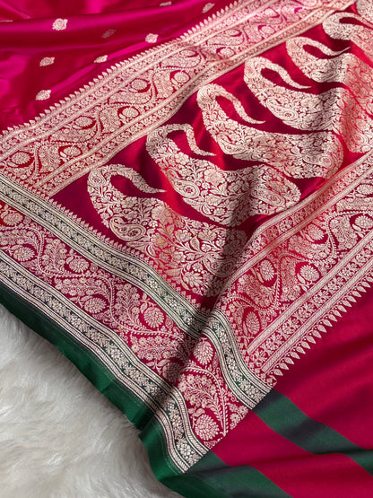 Banarasi Cross Rani With Contrast Red Floral Border Mashru Silk Saree MSM-101