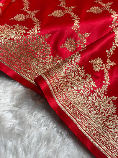 Banarasi Satin Katan Saree Floral Cross Pattern in Red Shades SK147