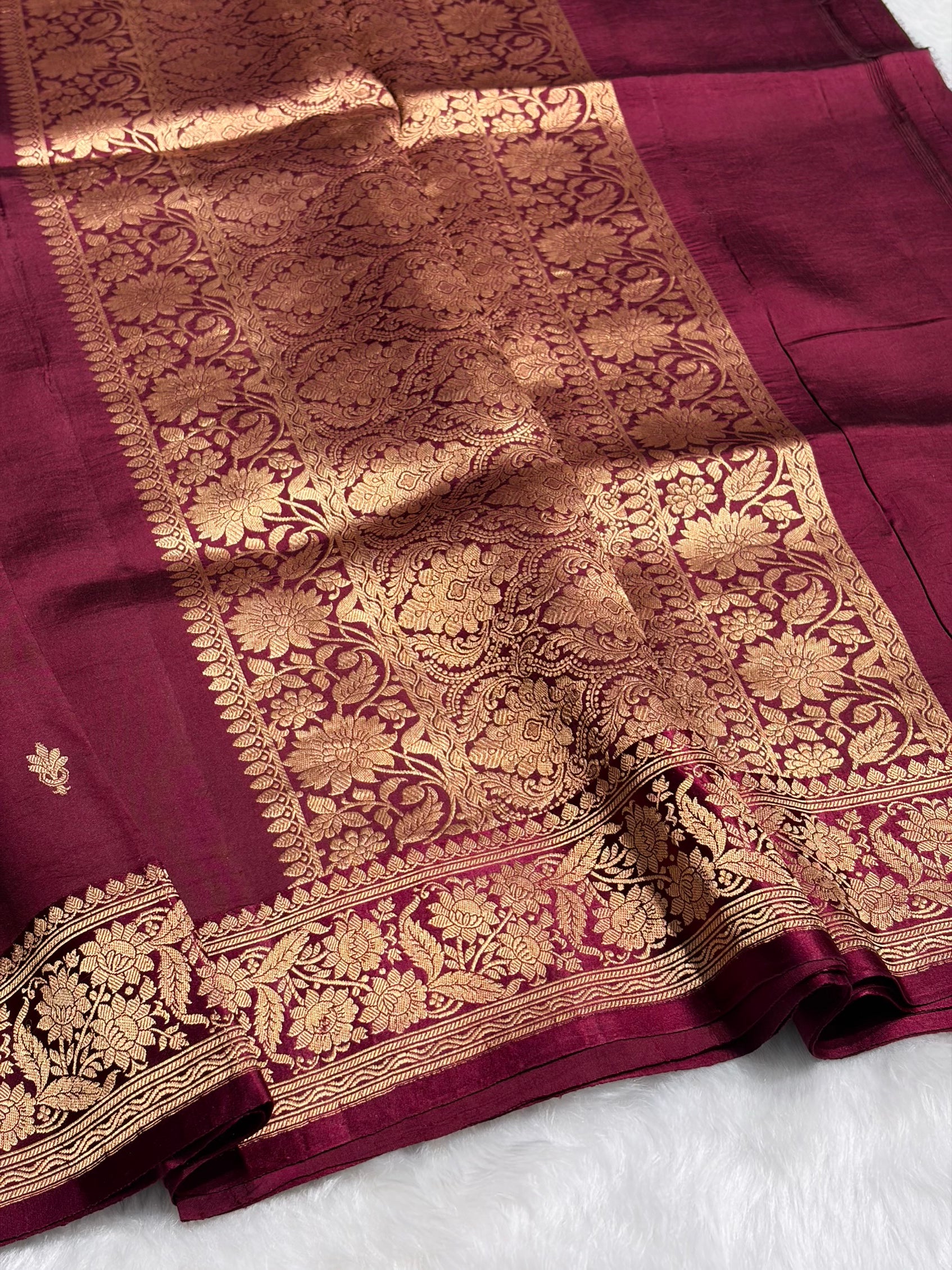 Garnet Shades Meena Boota Handwoven Raw Mango Silk RM-22