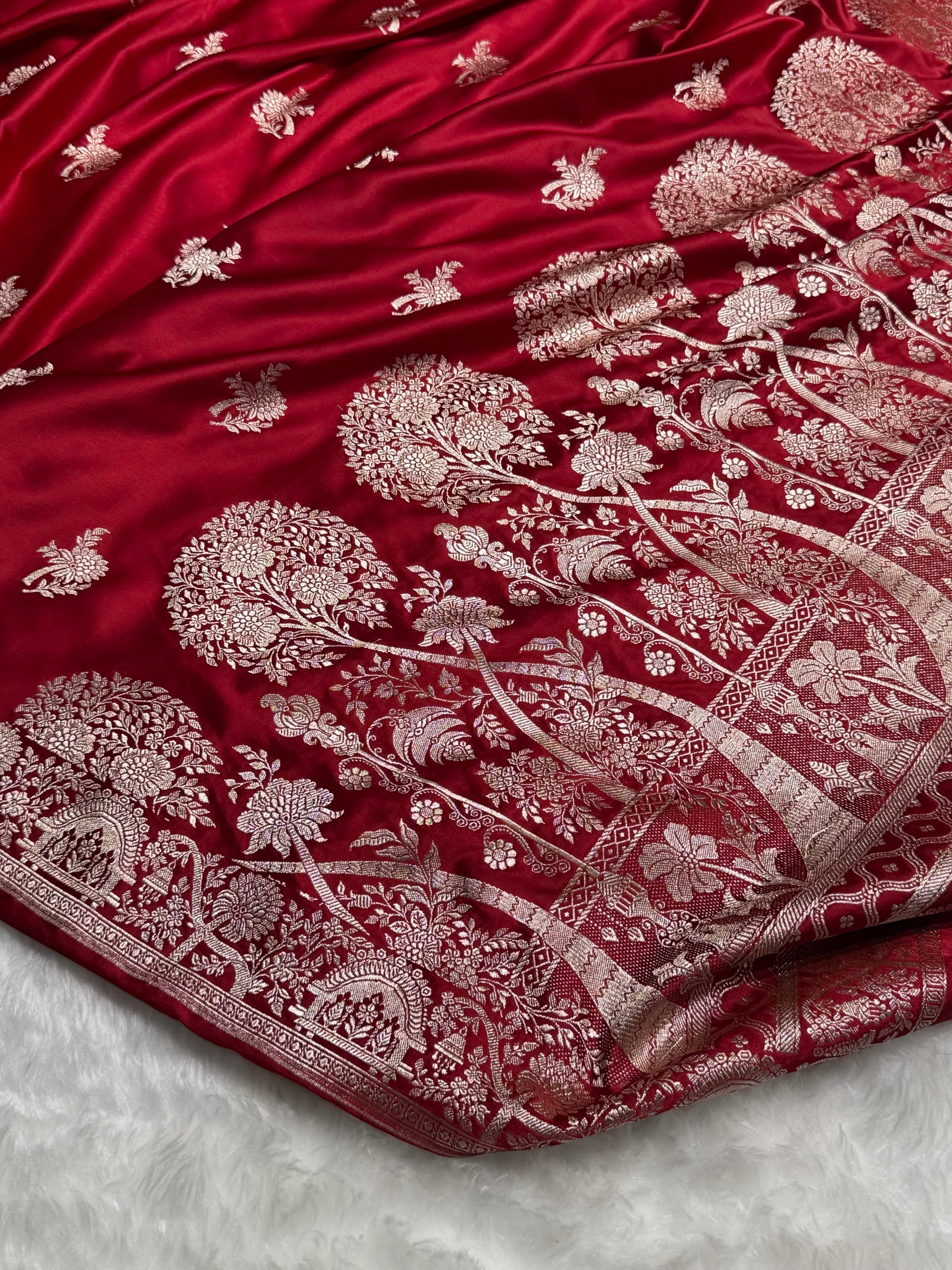 Banarasi Maroon Shades Floral Mashru Silk Saree MS86