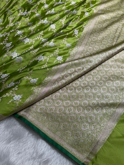 Pista green Jaal With Green Edge Mashru Silk Saree