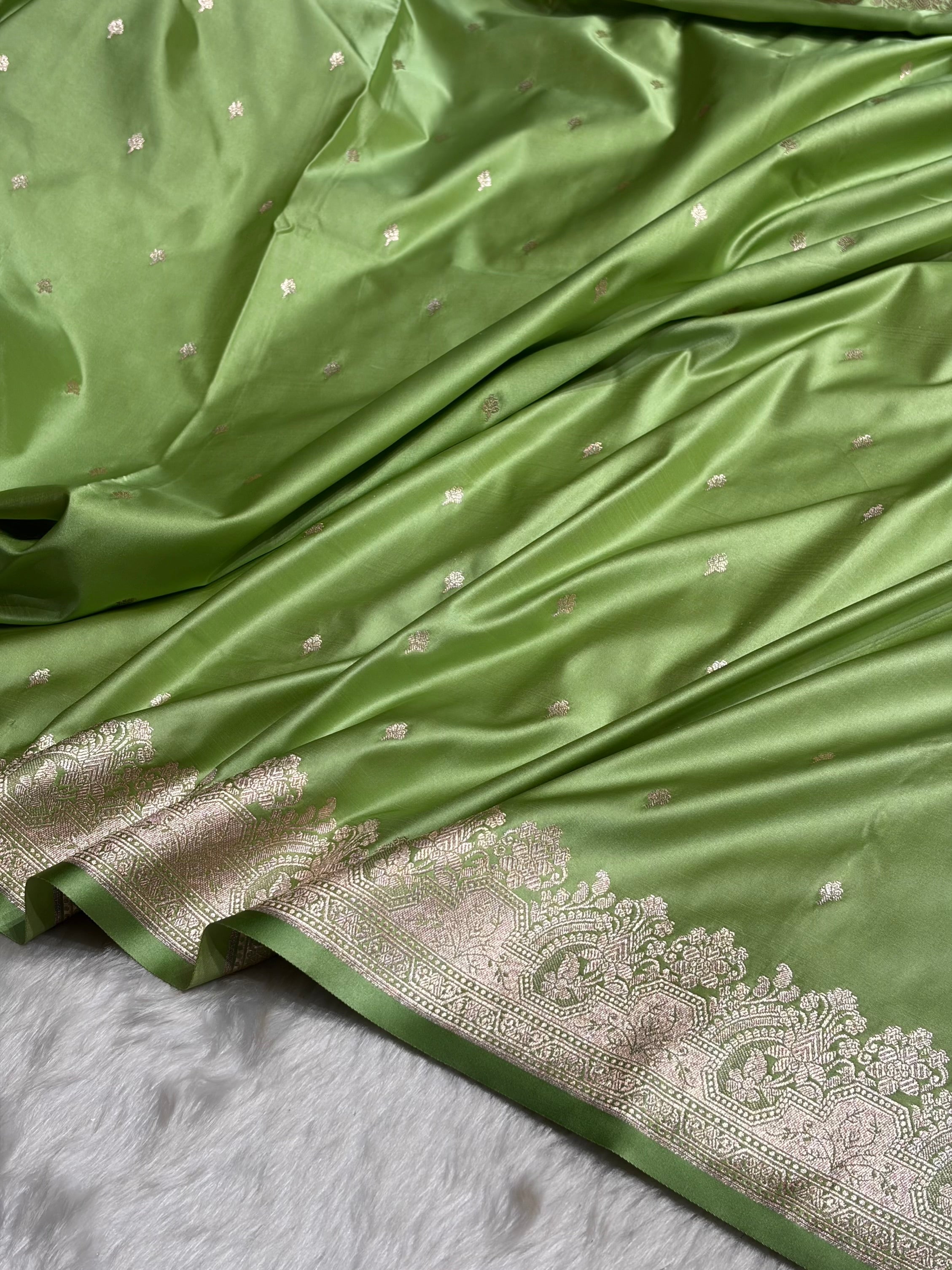 Pista Green Shades Motif Booti Mashru Silk Saree MSM-57