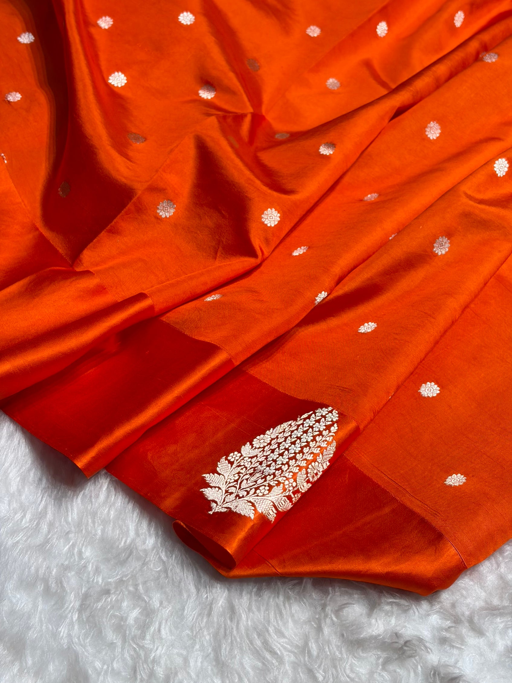 Orange Shades Handwoven Pure Katan Paper Silk RM-69