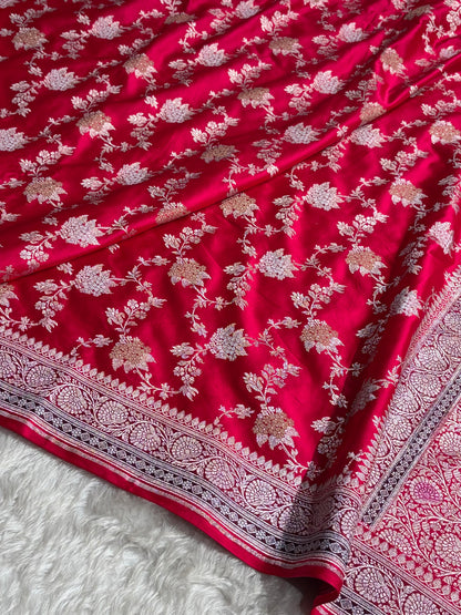 Red Shades Contrast Border With Minakari Floral Jaal Mashru Silk Saree