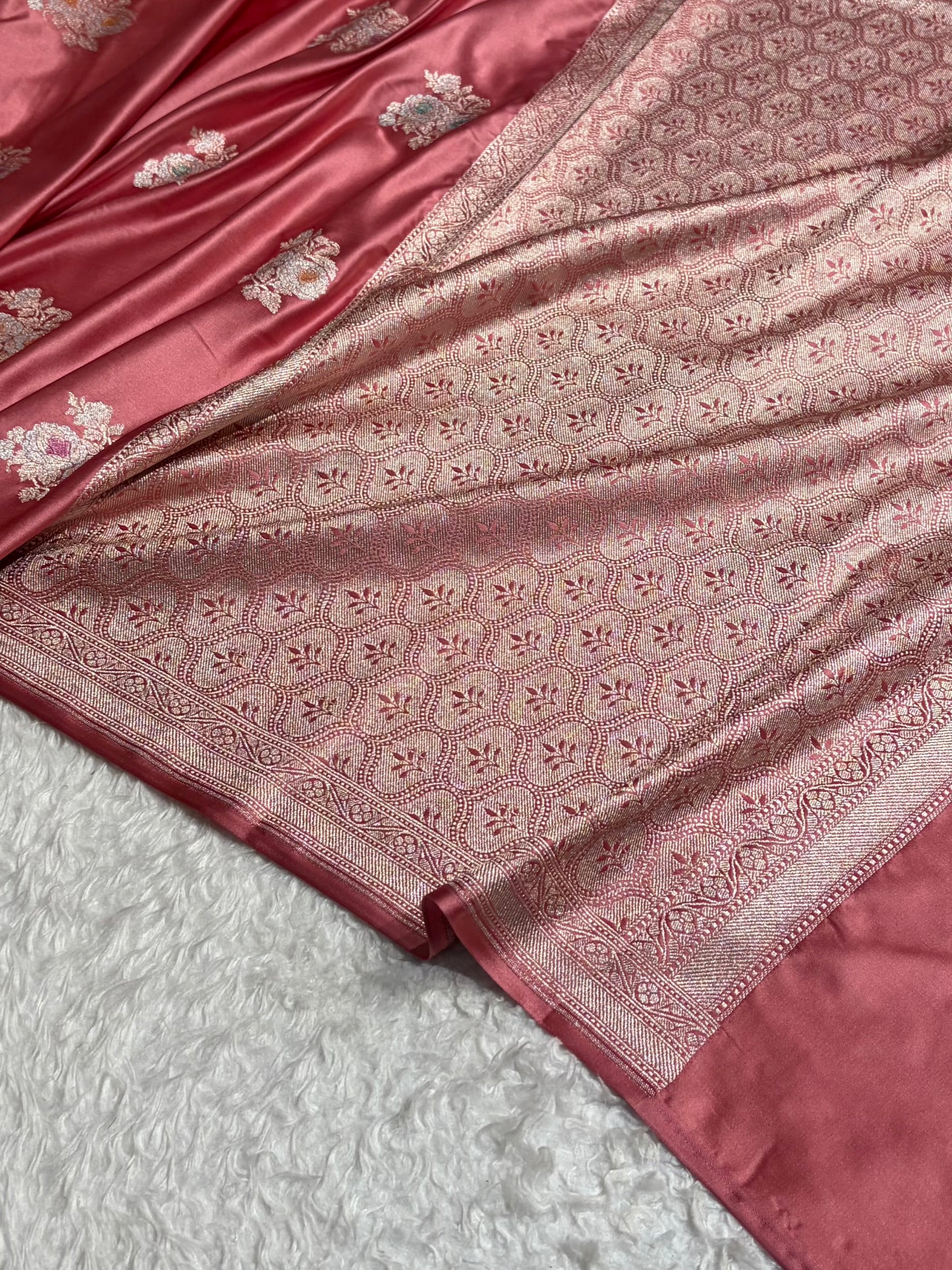 Peach Shades Sona Rupa Floral Minakari Motif Mashru Silk Saree MCS50