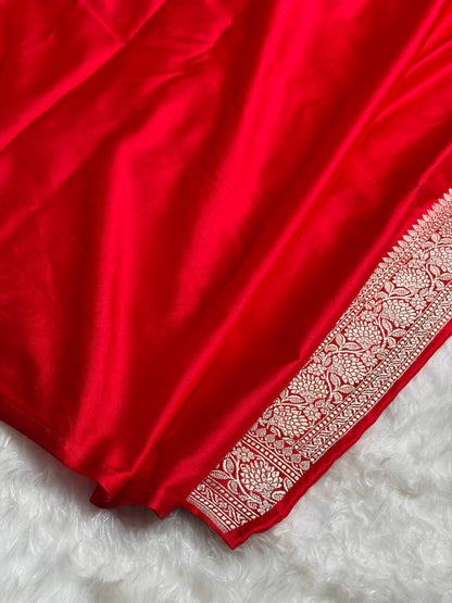 Red Shades Booti Mashru Silk Saree MS65