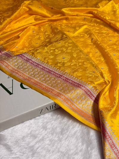 Yellow Shades Minakari Tanchoi Floral Booti Mashru Silk Saree MCS59
