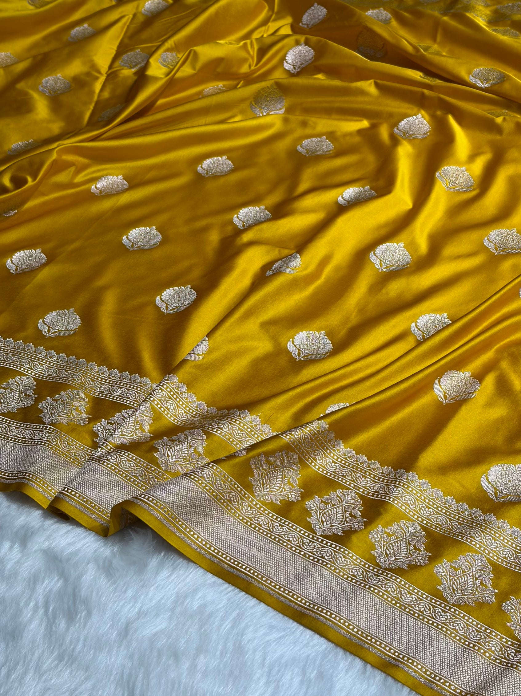 Mustard Gold Boota Motif Mashru Silk Saree MS43