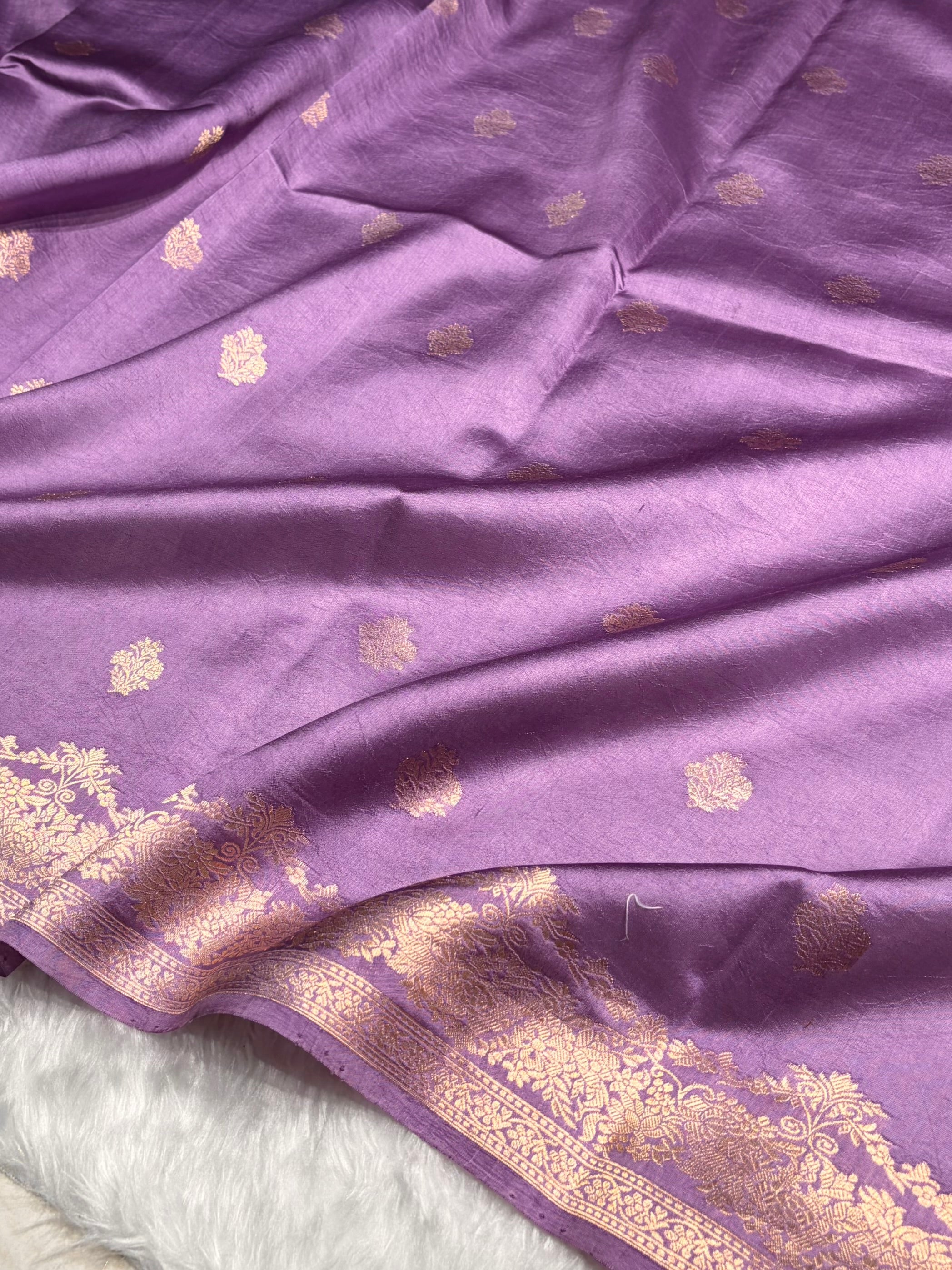 Lavender Shades Handwoven Pure Raw Mango Silk RM-52
