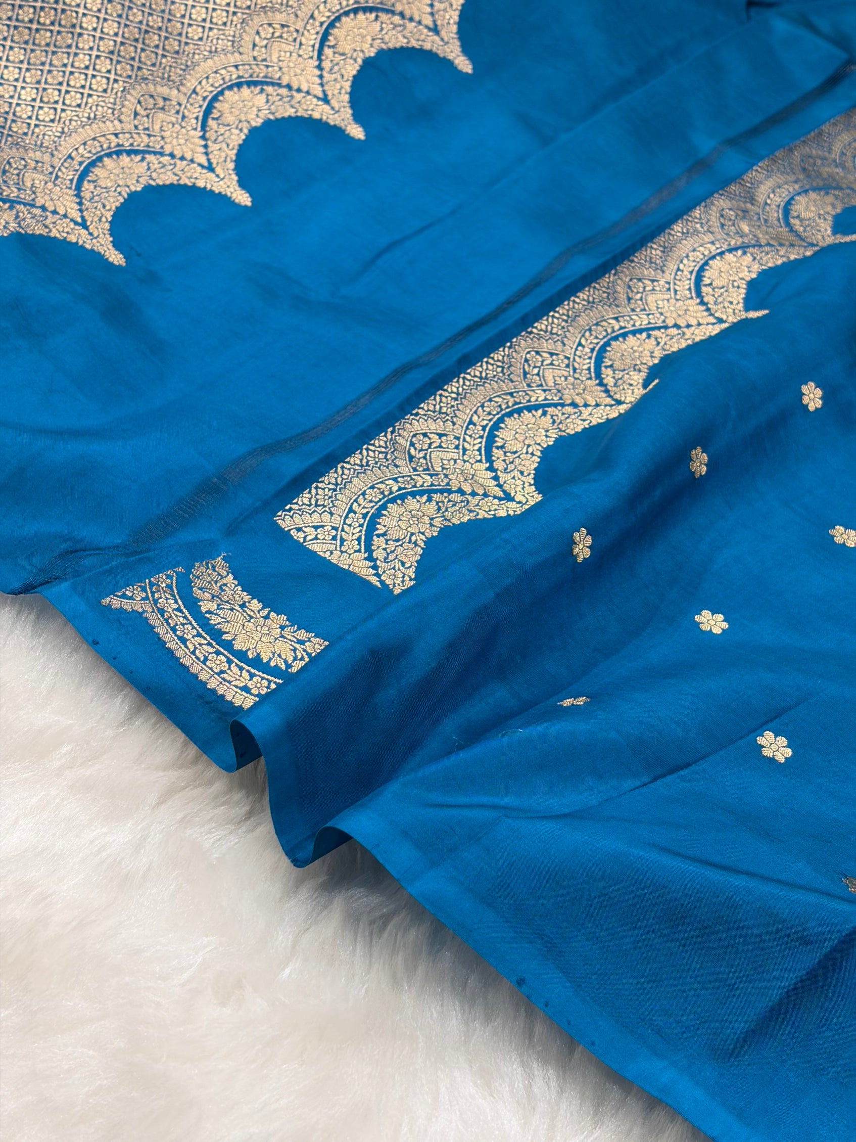 German Blue Shades Boota Handwoven Pure Katan Paper Silk RM-19