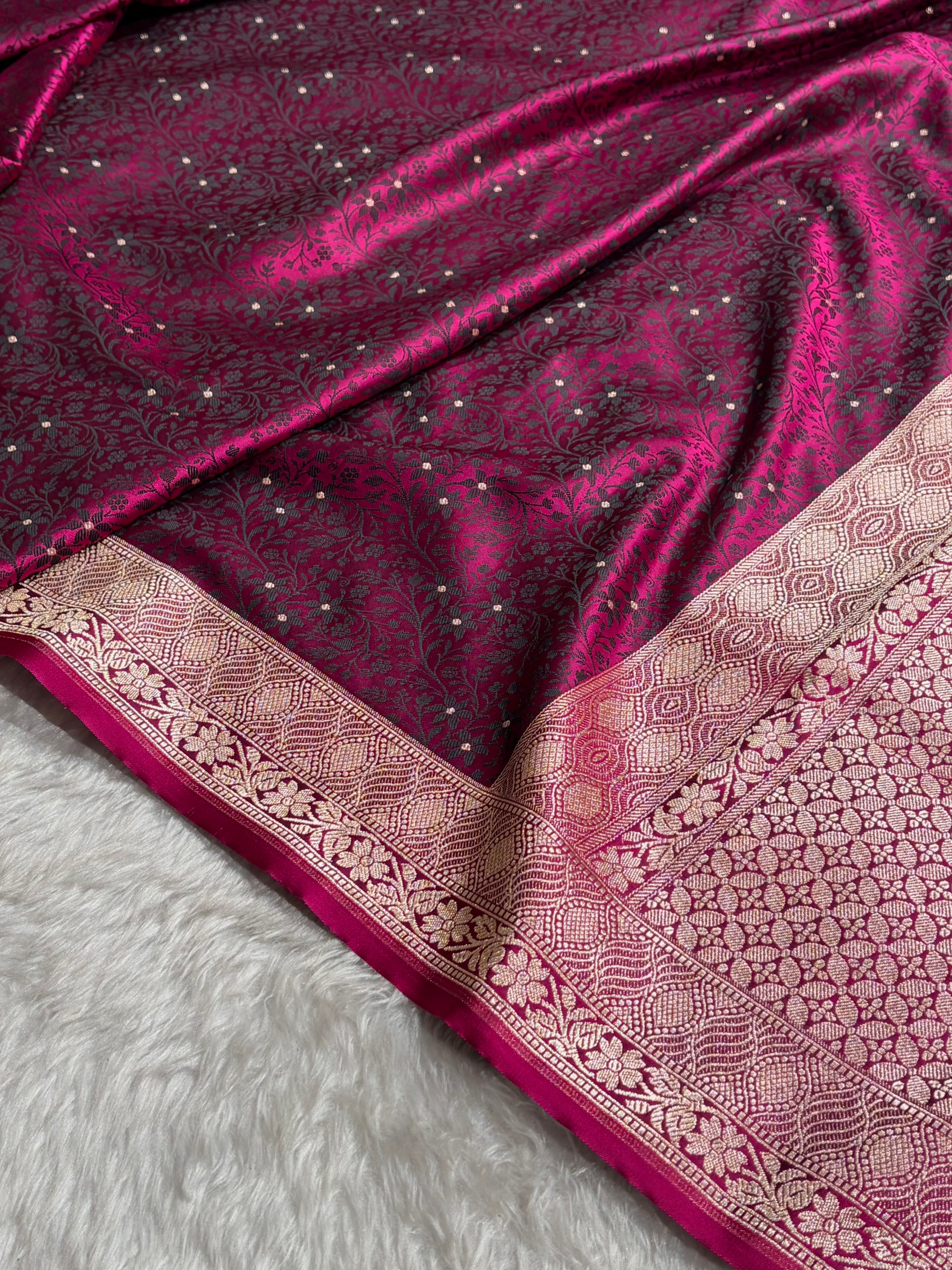 Wine Shades Tanchoi Motif Mashru Silk Saree MST-15