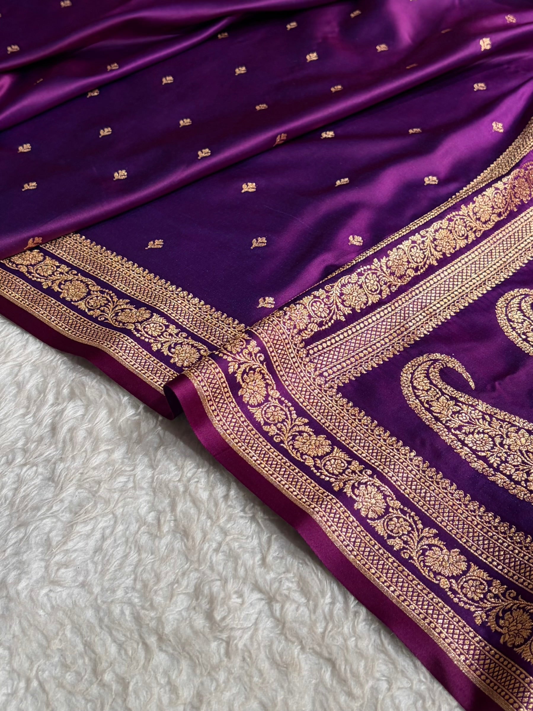 Banarasi Satin Katan Saree Booti Pattern in Cross Purple Shades SK128