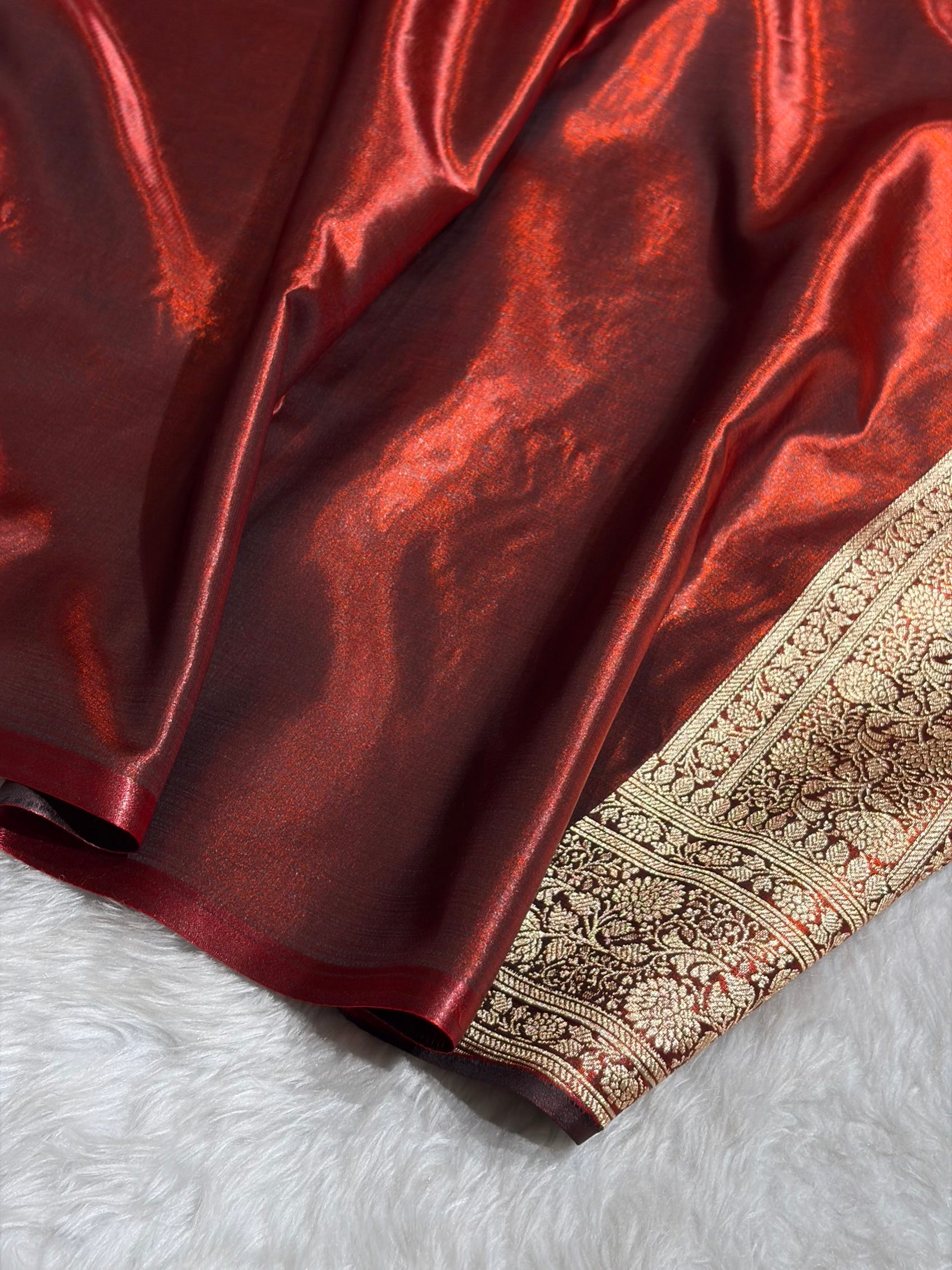 Maroon Shades Jaal Pattern Banarasi Satin Silk Saree SS57