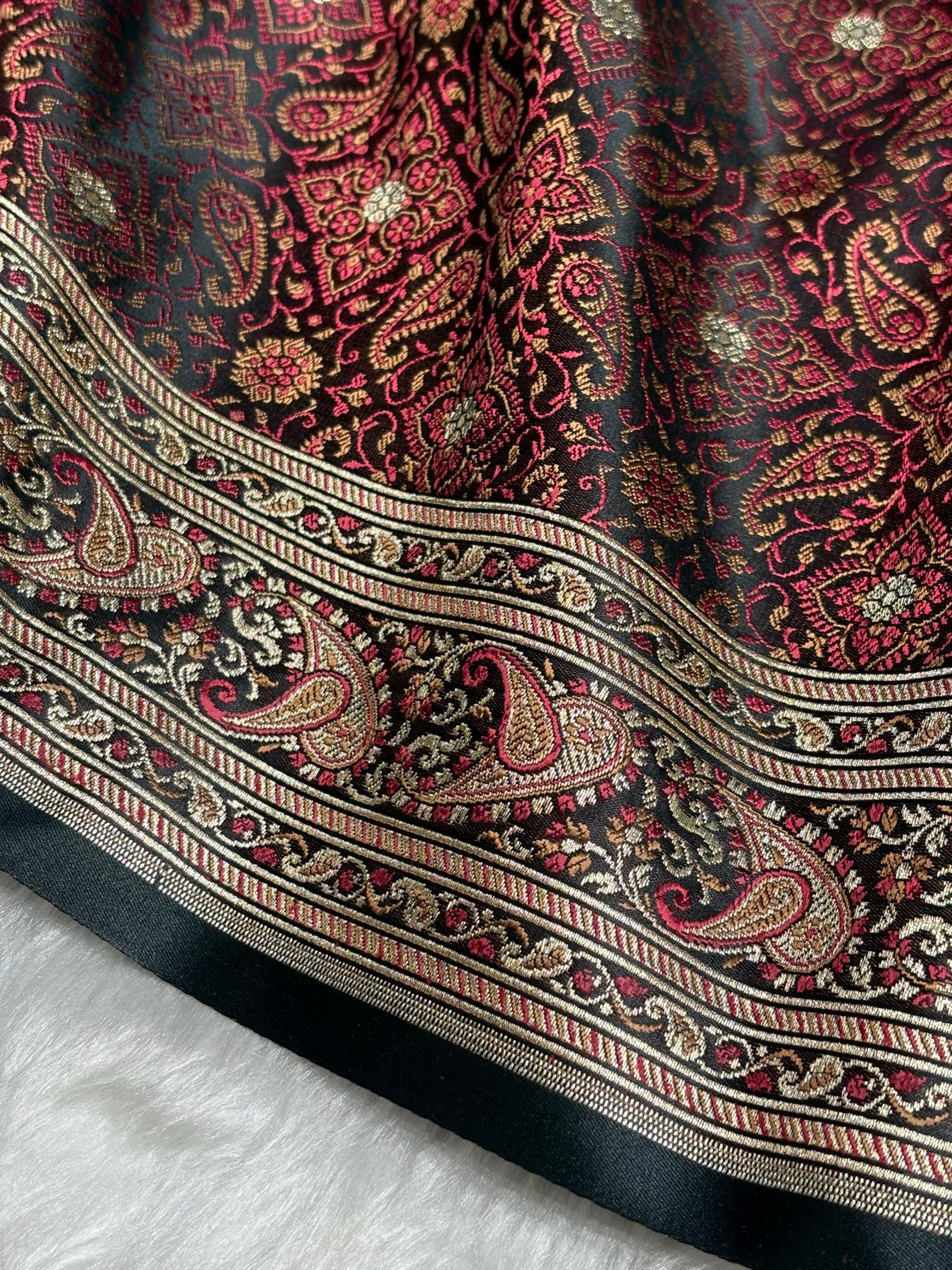 Dark Chocolate Jamawar Tanchoi Jaal Katan Silk Saree SKTM-19