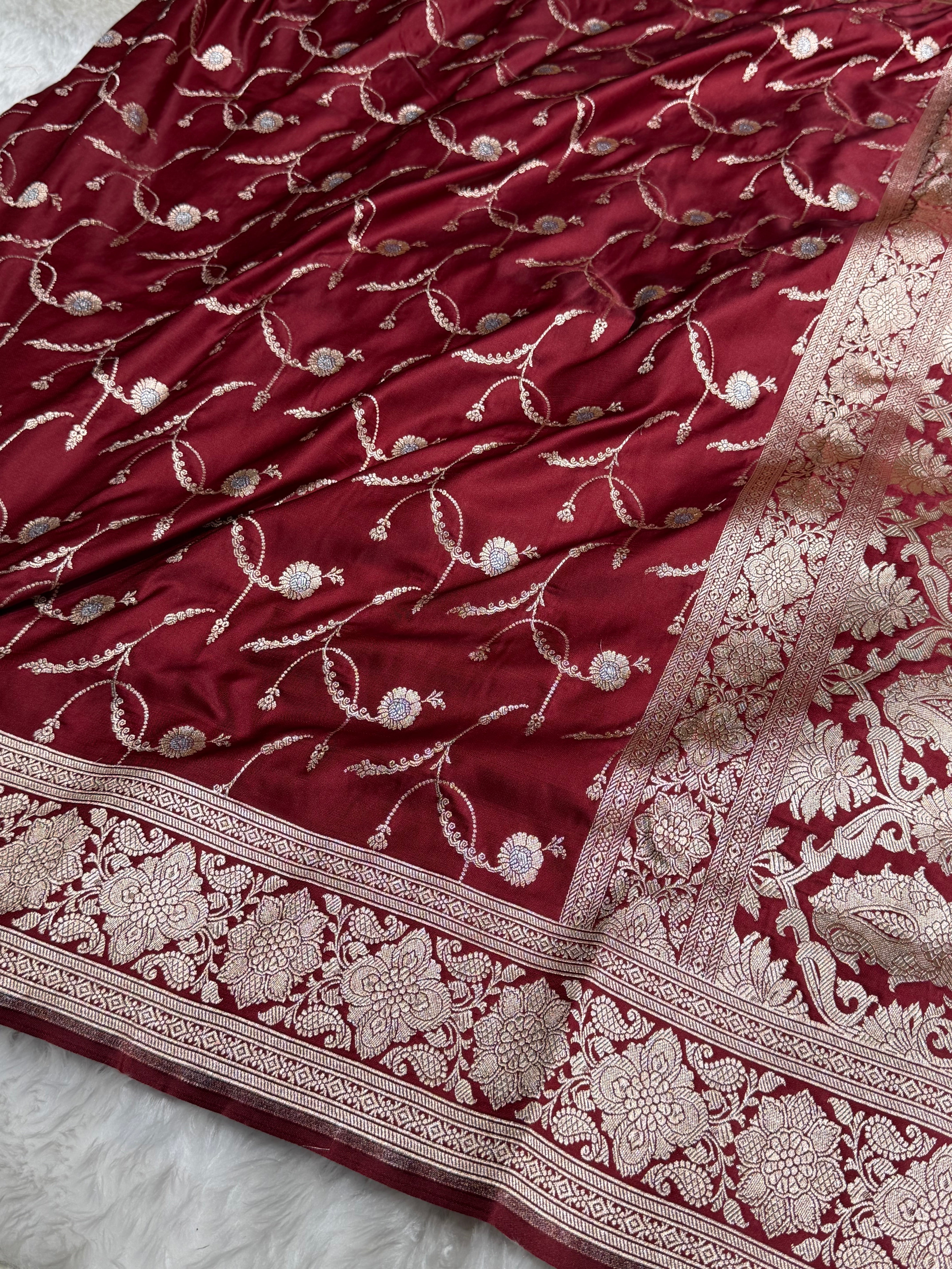 Maroon Shades Banarasi Jaal Pattern Floral Minakari Mashru Silk Saree MSM-103
