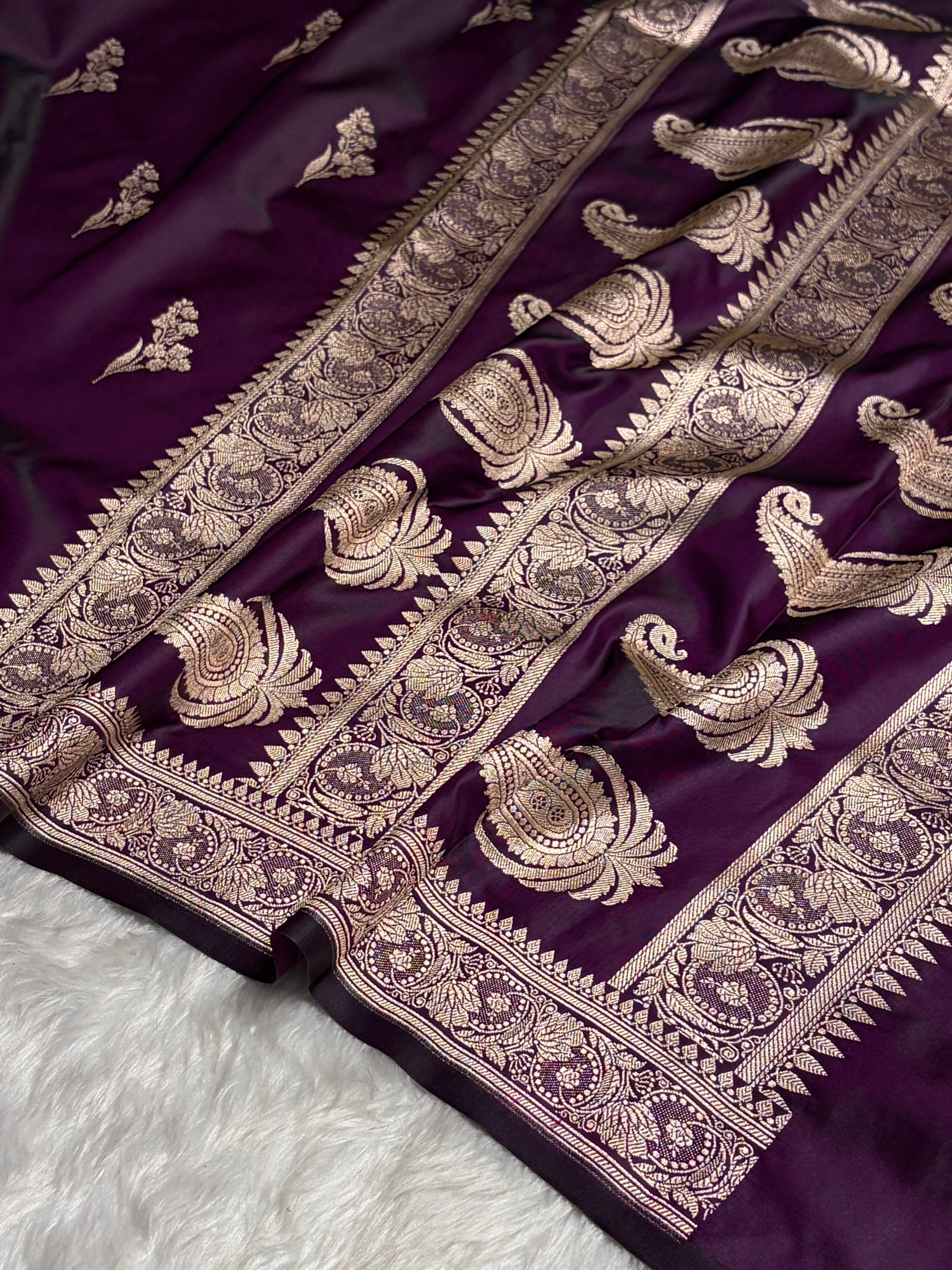 Cross Magenta Boota With Floral Border Mashru Silk Saree MSM-97