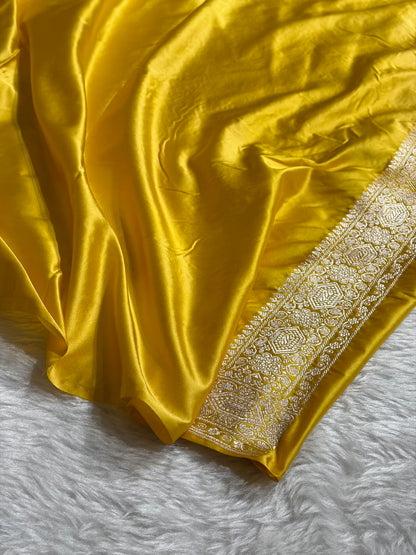 Banarasi Yellow Shades Minakari Floral Mashru Silk Saree MCS92