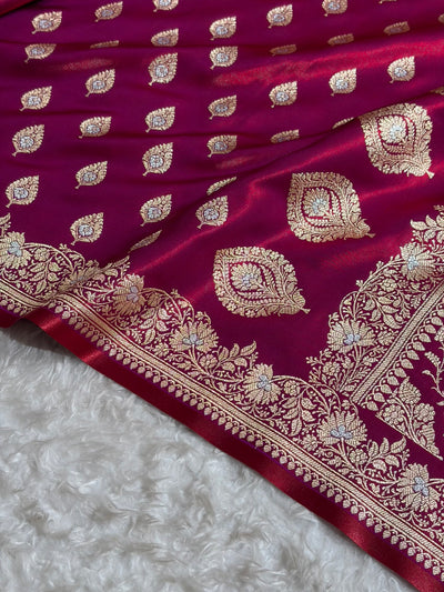 Banarasi Magentic Red Shades Minakari Booti Pattern Banarasi Satin Silk Saree SS60