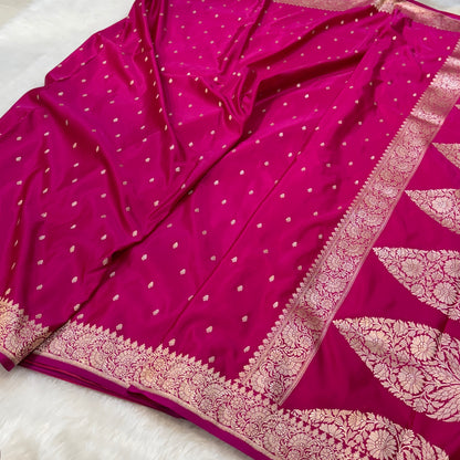 Pink Mashru Silk Saree With Booti Motifs