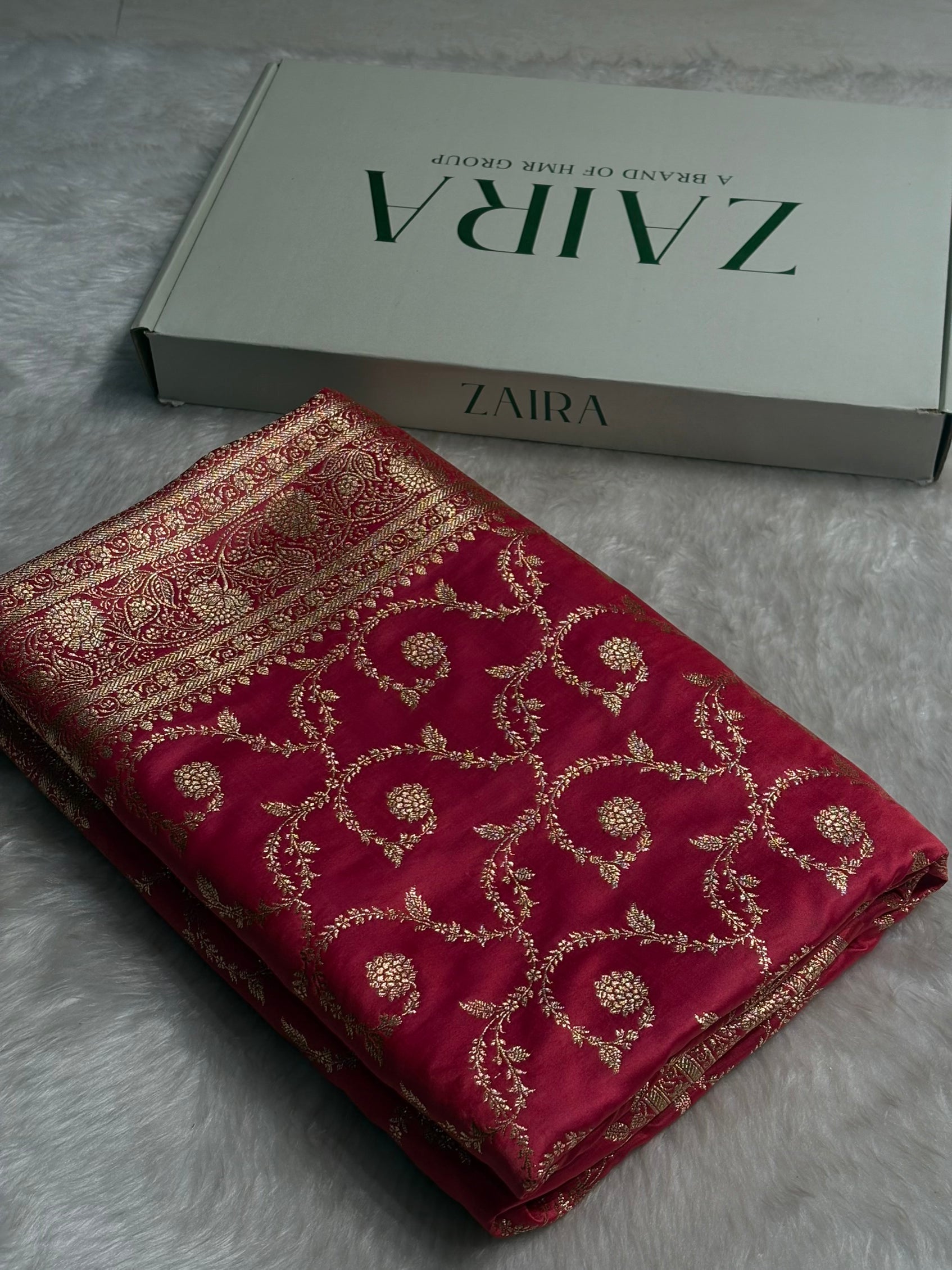Reddish Pink Floral Jaal Pattern Satin Katan Silk saree SK55