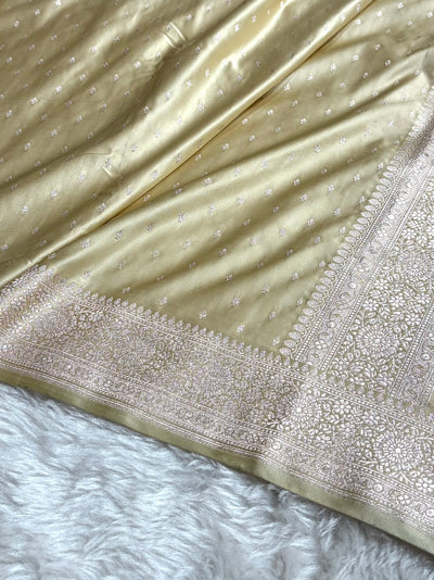 Light Pista Shades Banarasi With Floral Booti Pattern Mashru Silk Saree MSM-133