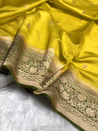 Contrast Liril Green with Mehendi Shades Handwoven Pure Raw Mango Silk RM-58