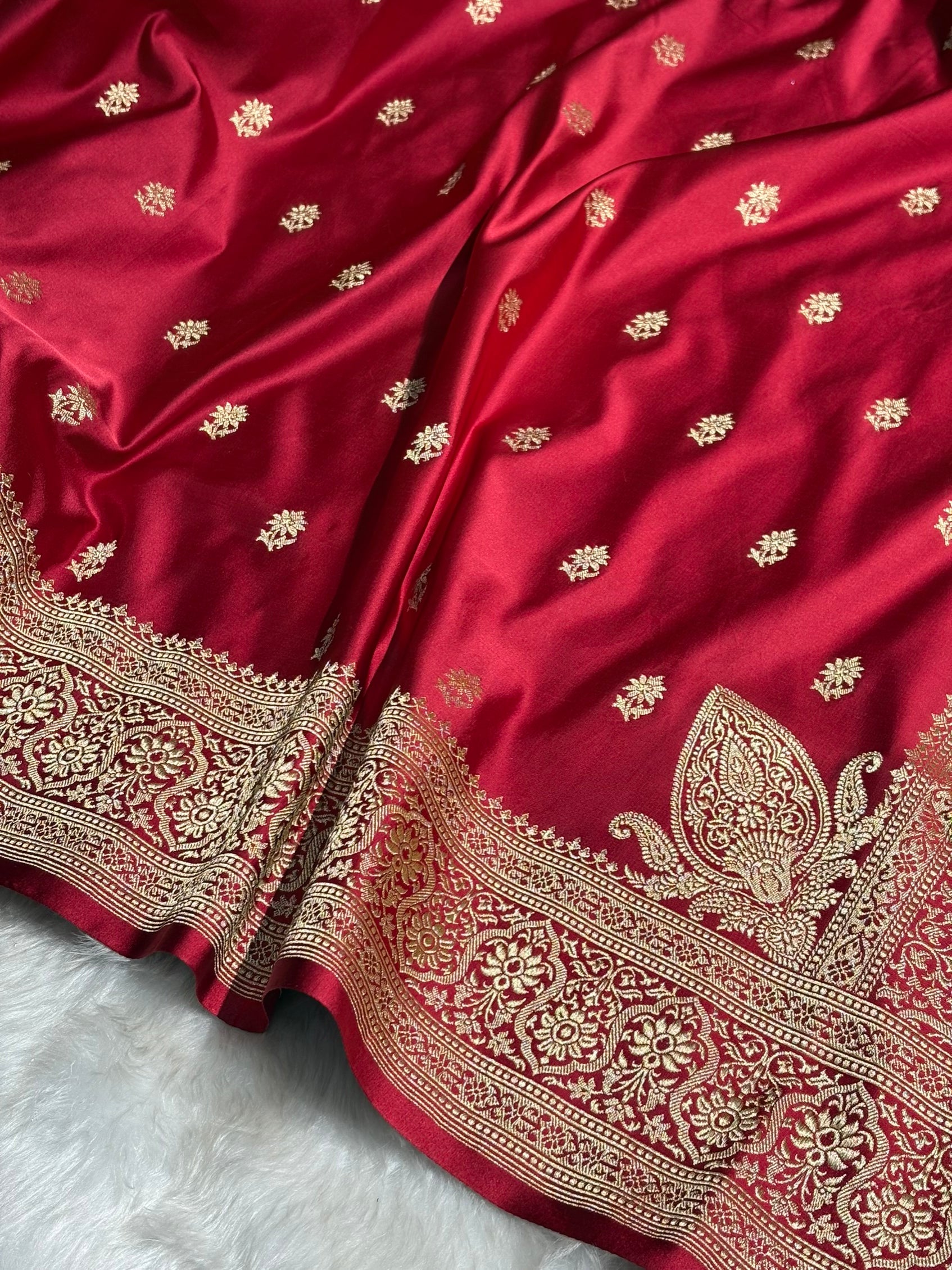 Maroon Floral Booti Katan Silk Saree SK62