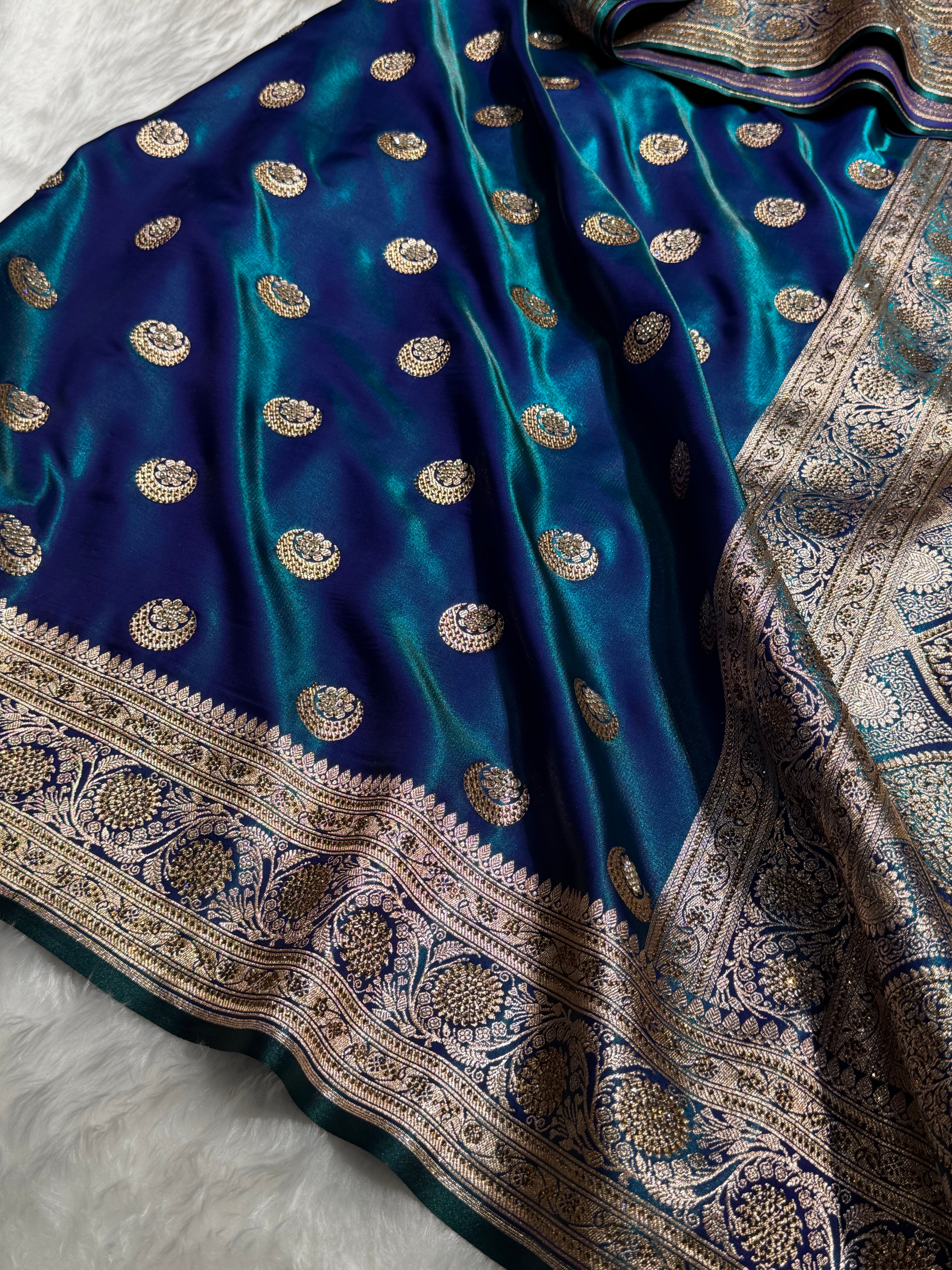 Chand Tara Peacock Boota With Traditional Banarasi Swarovski Work BSS04 (R)