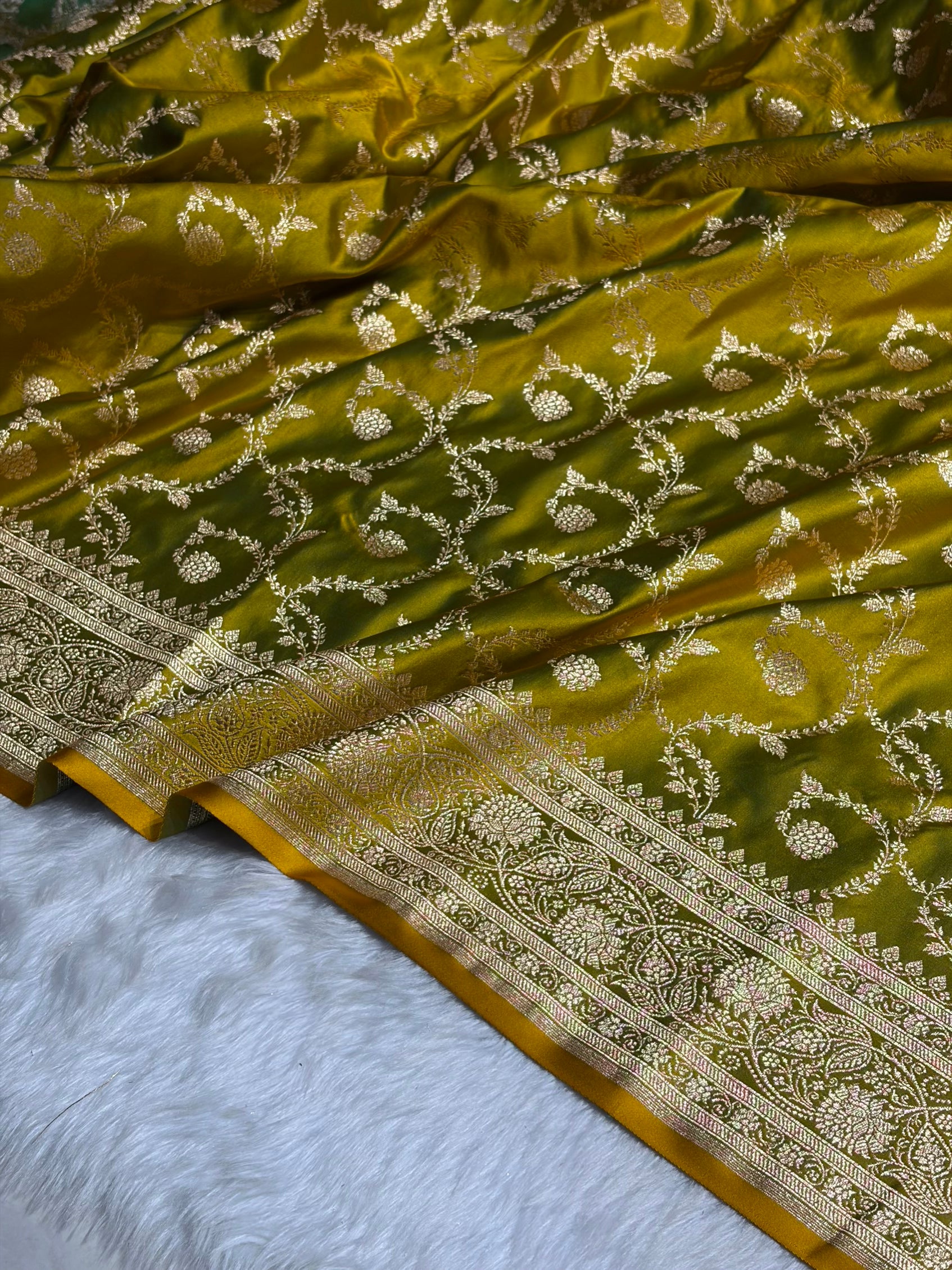Liril Green Floral Jaal Pattern Satin Katan Silk saree SK55