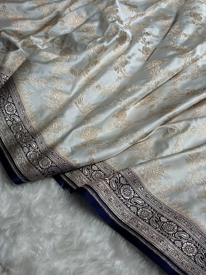 Contrast White with Navy Blue Floral Jaal Mashru Silk Saree  MS28