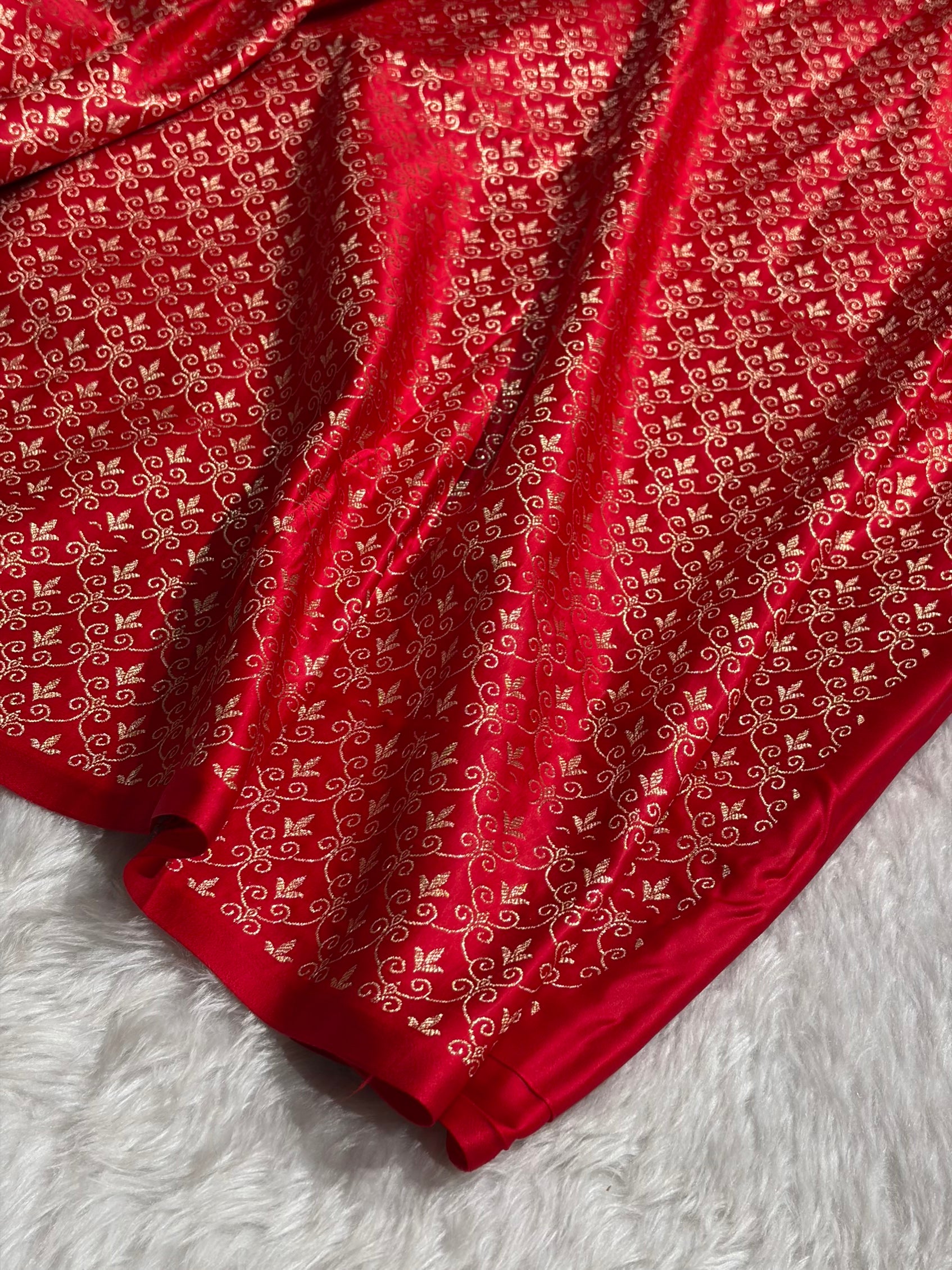 Red Shades Banarasi With Floral Border Mashru Silk Saree MSM-126